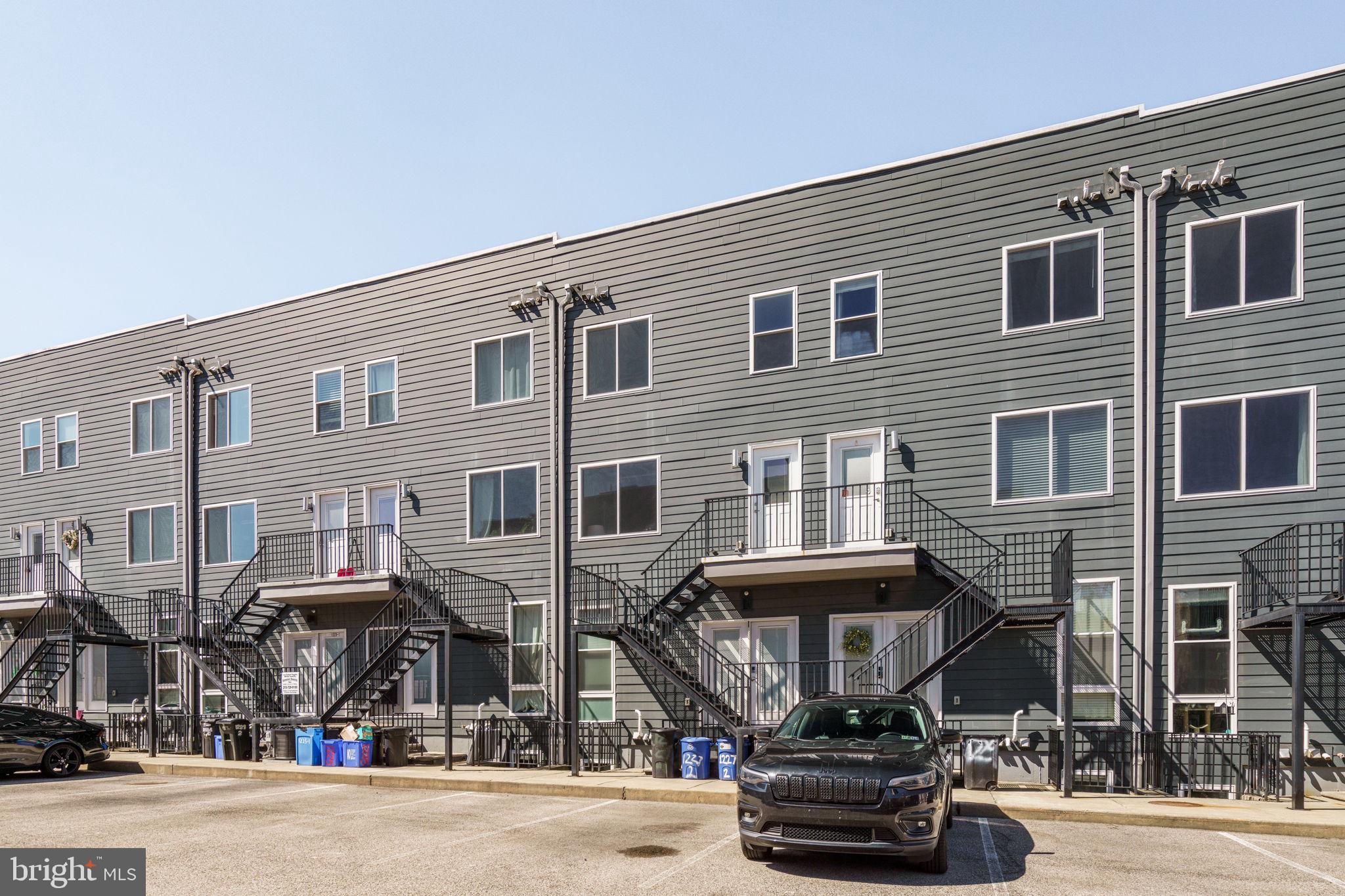 OLDE KENSINGTON - Residential