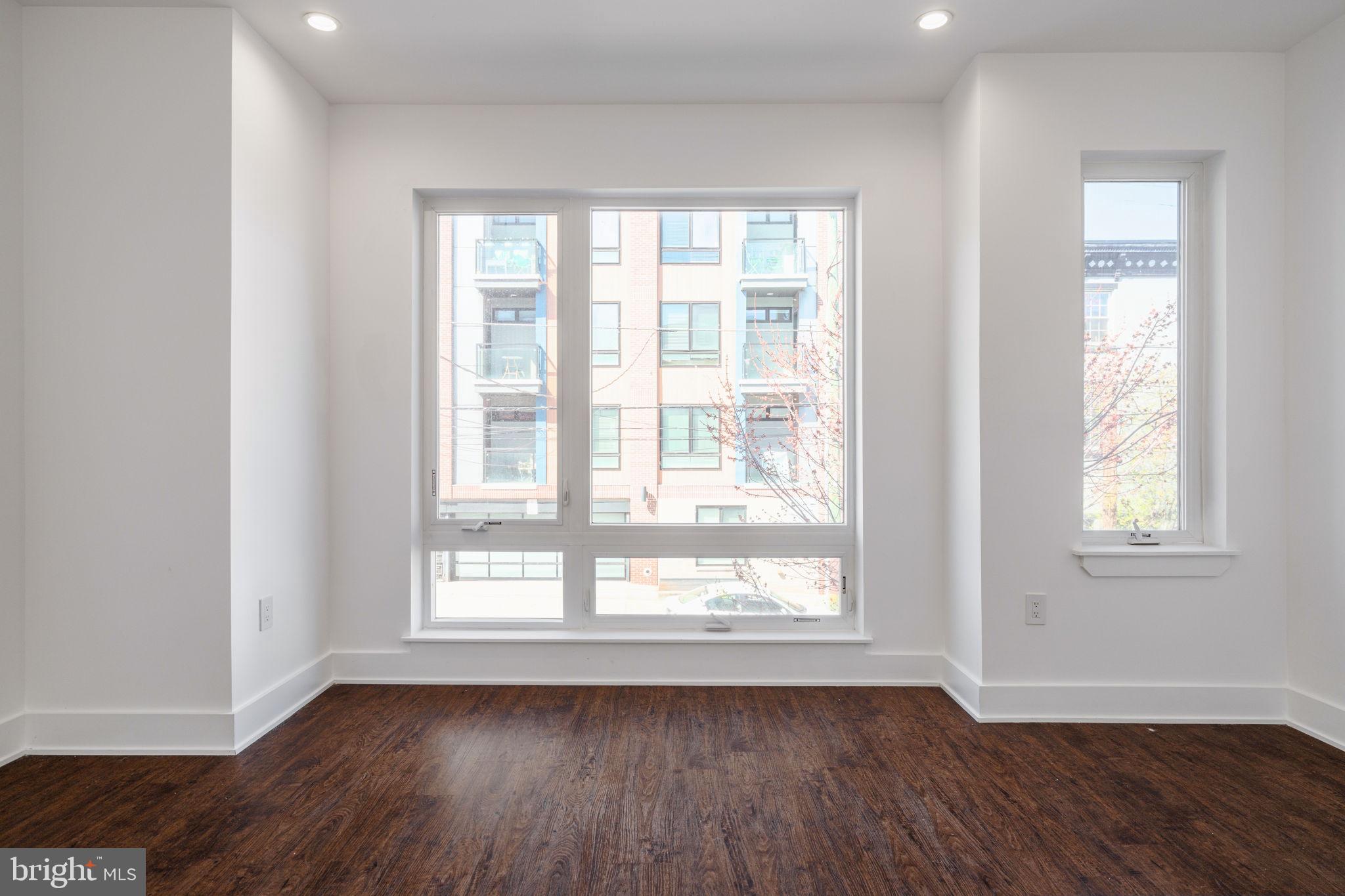 OLDE KENSINGTON - Residential