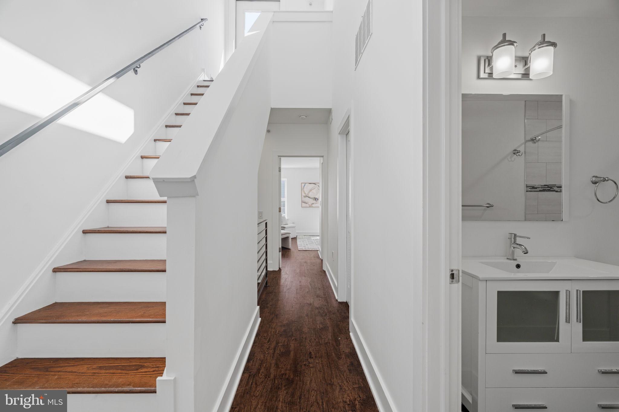 OLDE KENSINGTON - Residential