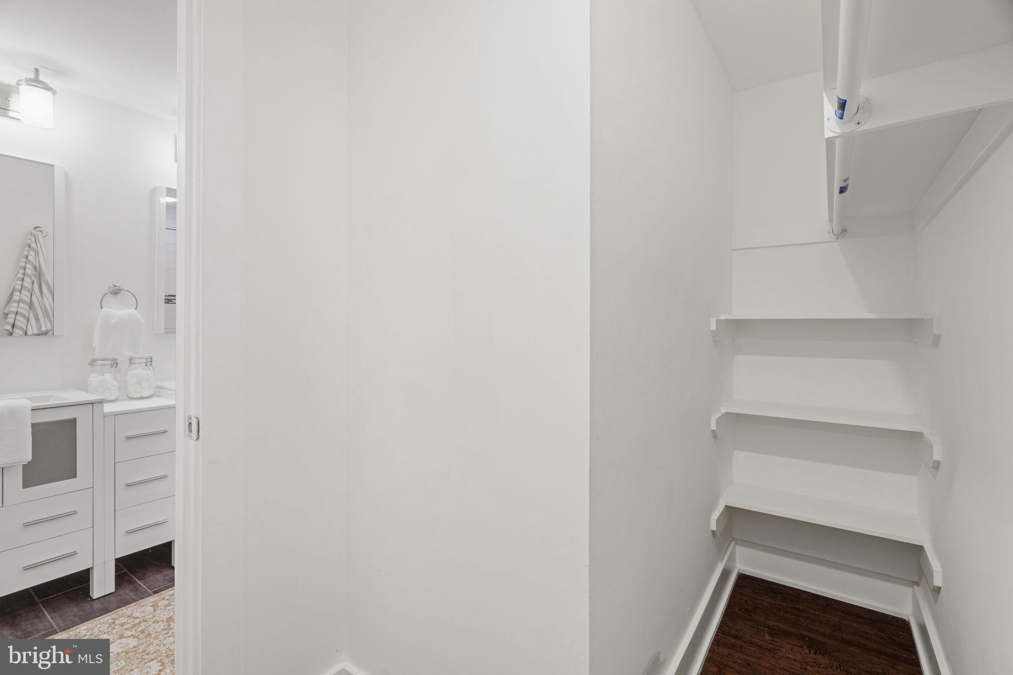 OLDE KENSINGTON - Residential