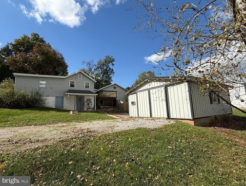 655 ABBOTTSTOWN PIKE ABBOTTSTOWN PA 17301