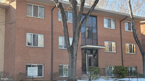 10208 ROCKVILLE PIK 302 ROCKVILLE MD 20852