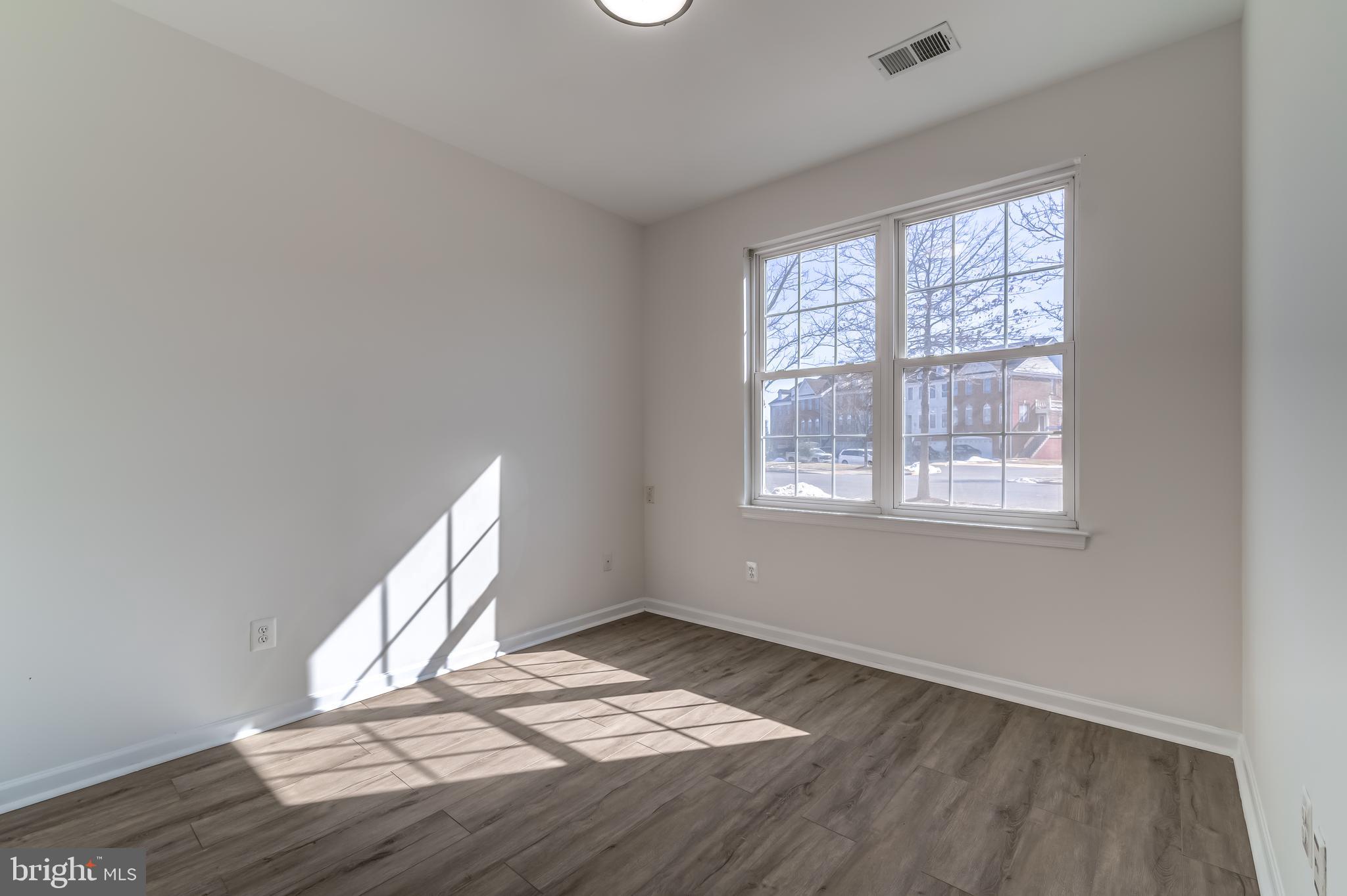 AMBERLEA AT SOUTH RIDING - Residential