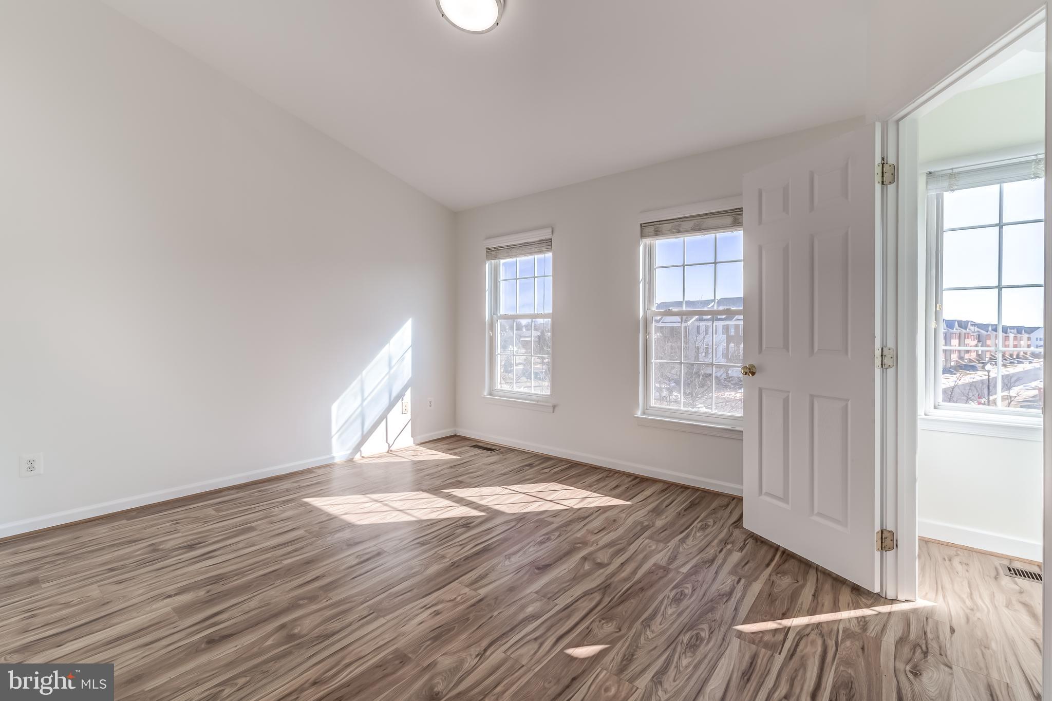 AMBERLEA AT SOUTH RIDING - Residential