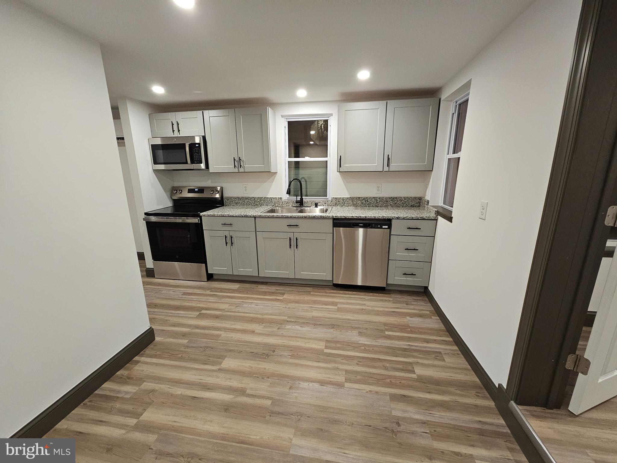 COLUMBIA - Residential