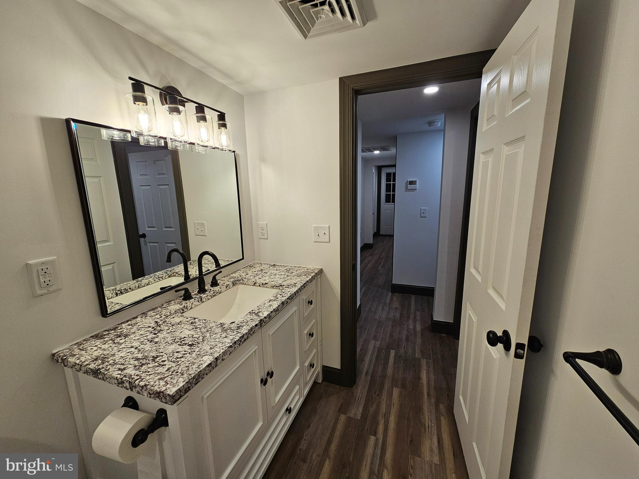 COLUMBIA - Residential