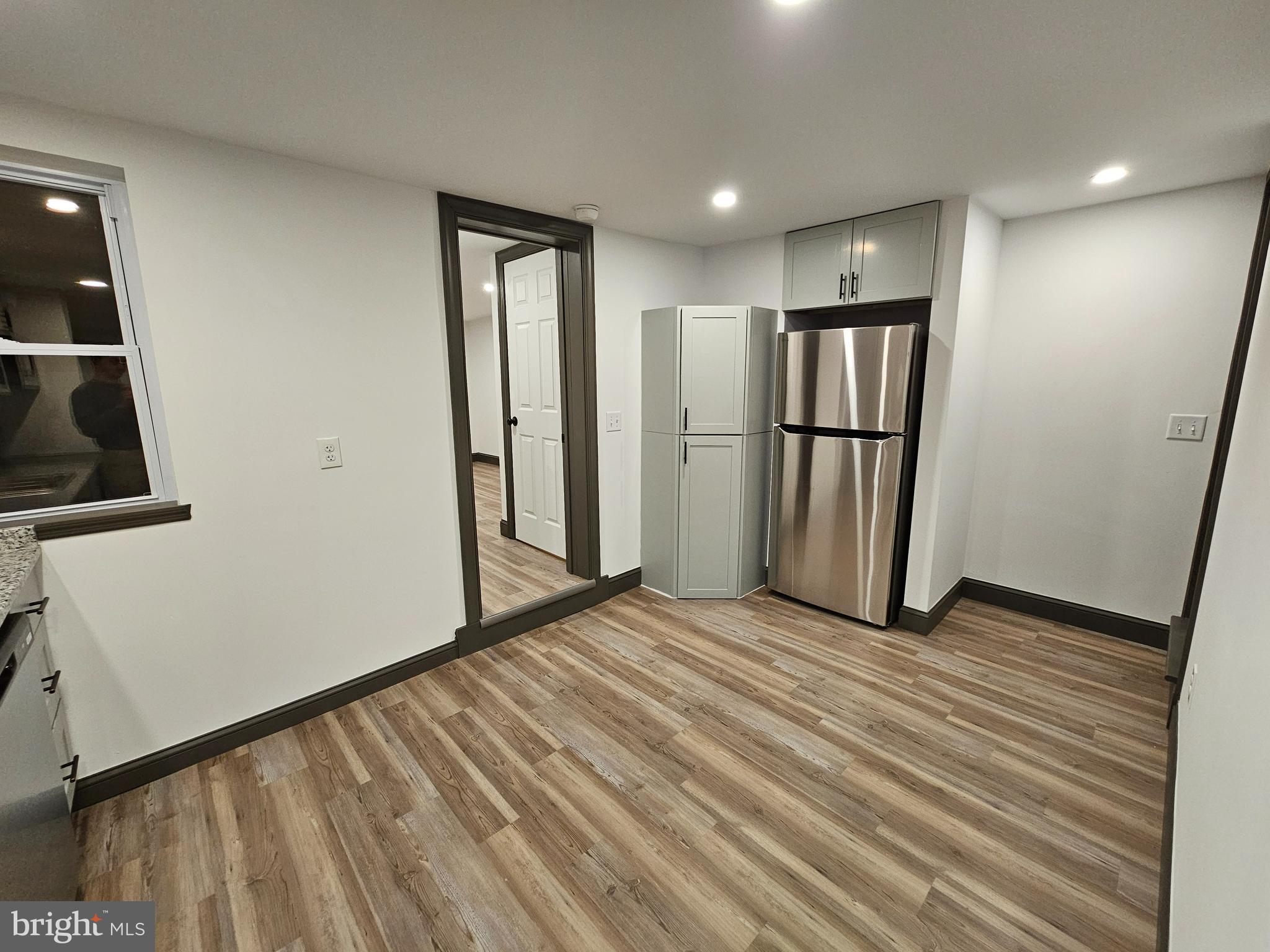 COLUMBIA - Residential