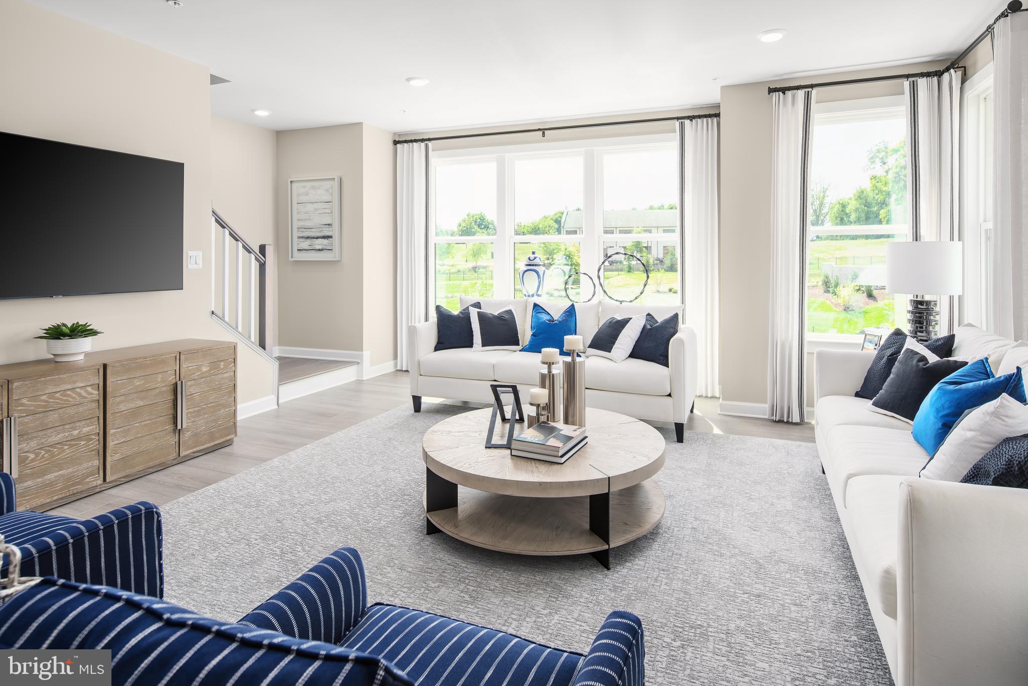 LONGVIEW RIDGE - Residential