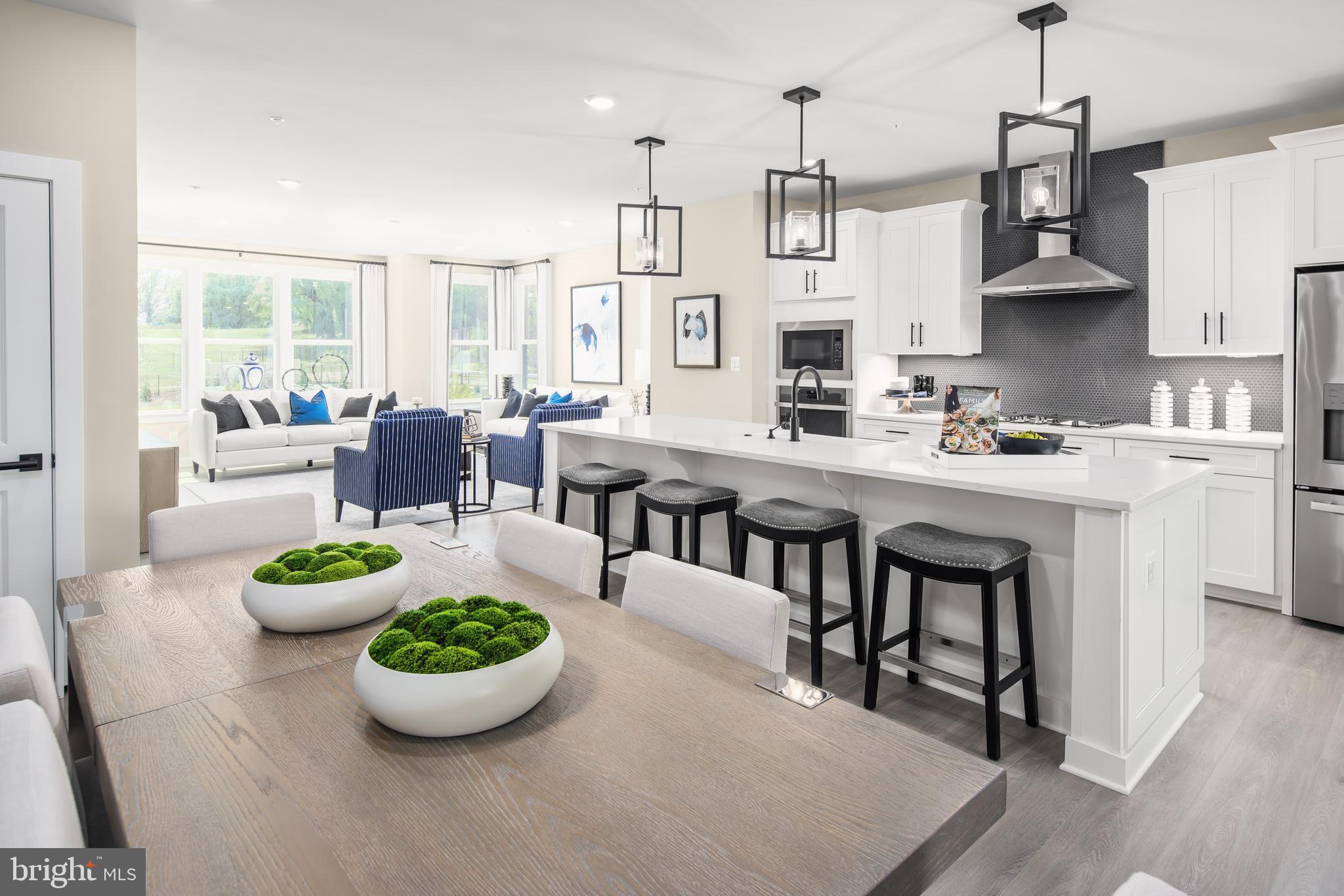 LONGVIEW RIDGE - Residential