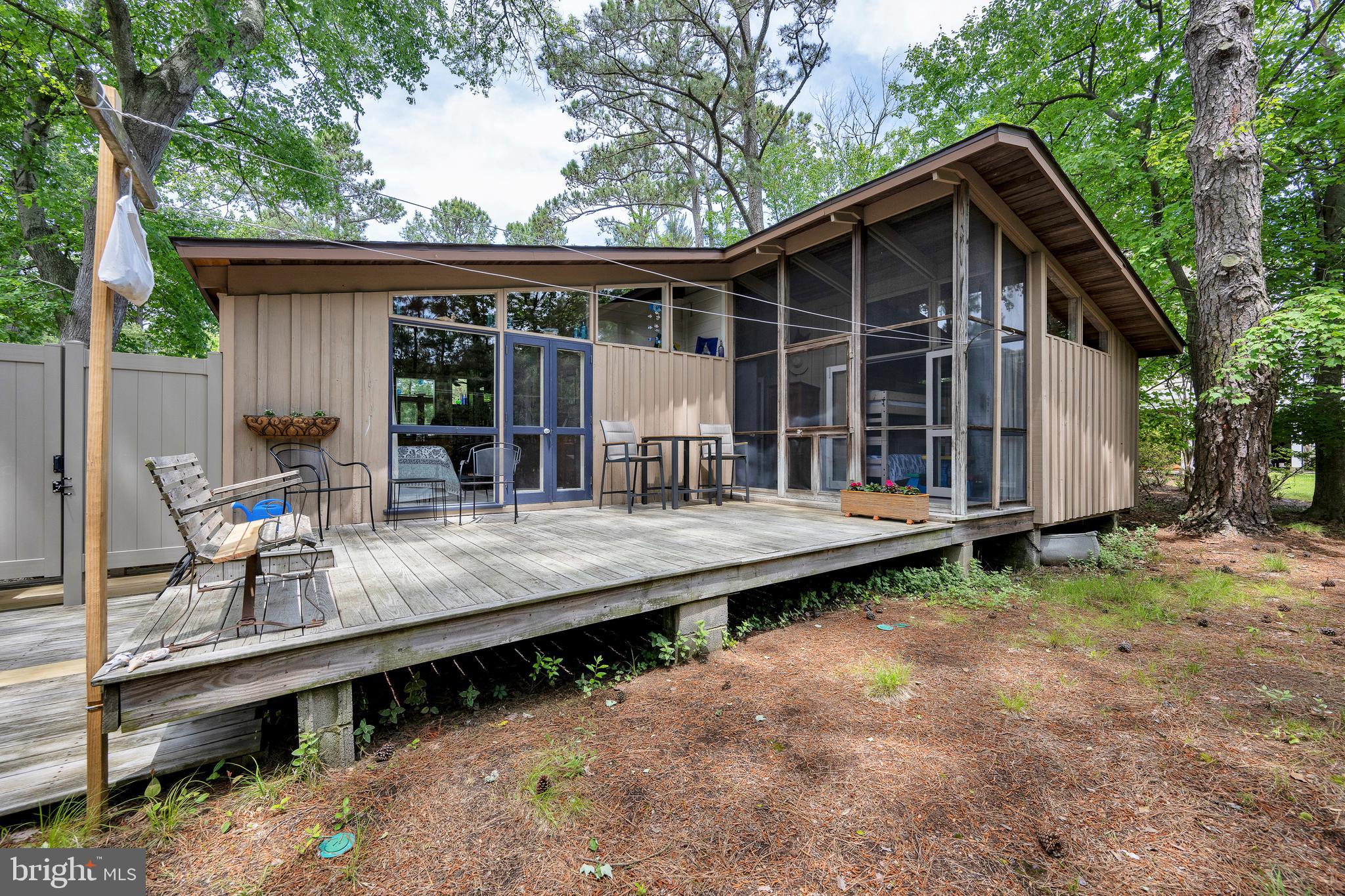 NORTH SHORES - Residential