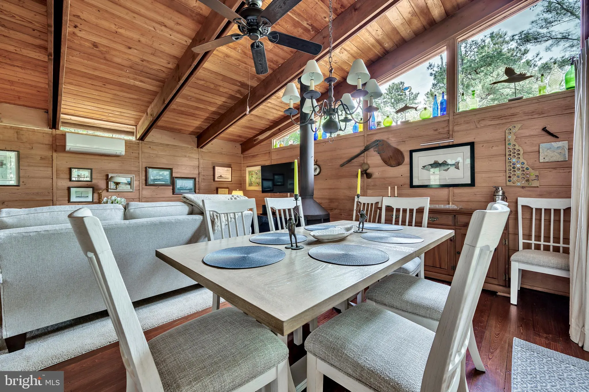 Rehoboth Beach, Delaware 19971, United States, 3 Bedrooms Bedrooms, ,2 BathroomsBathrooms,Residential,Active,136803