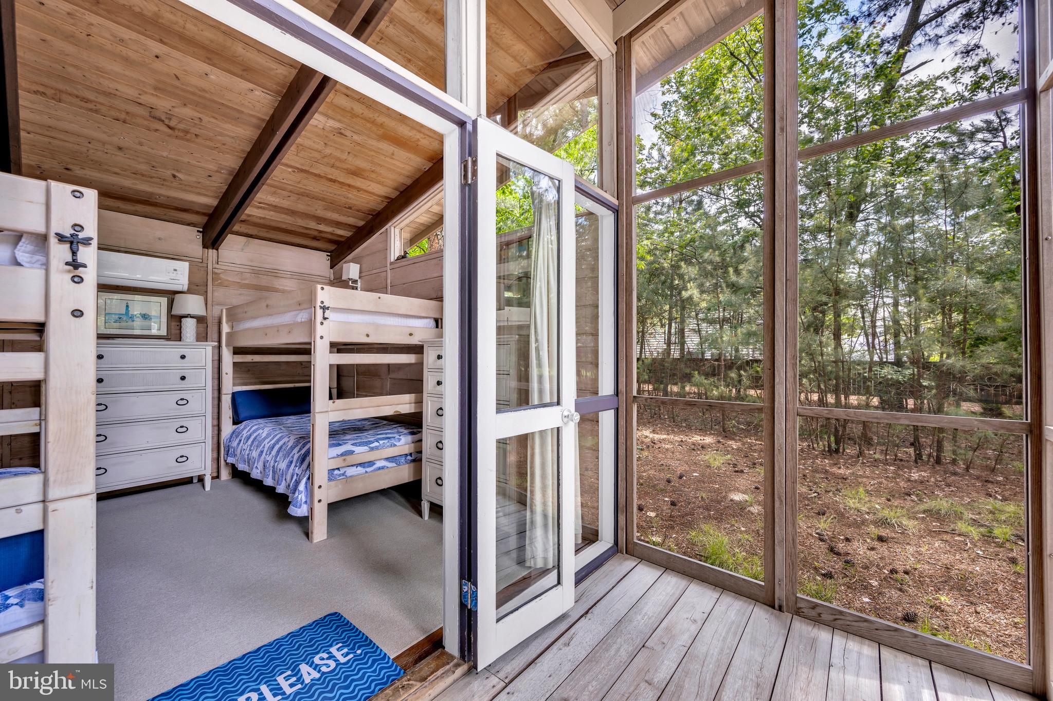 NORTH SHORES - Residential