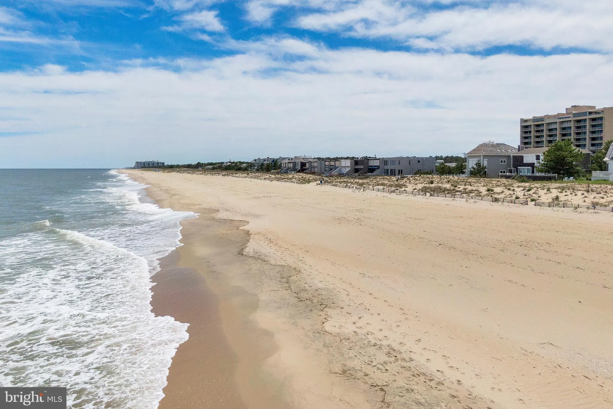 Rehoboth Beach, Delaware 19971, United States, 3 Bedrooms Bedrooms, ,2 BathroomsBathrooms,Residential,Active,136803