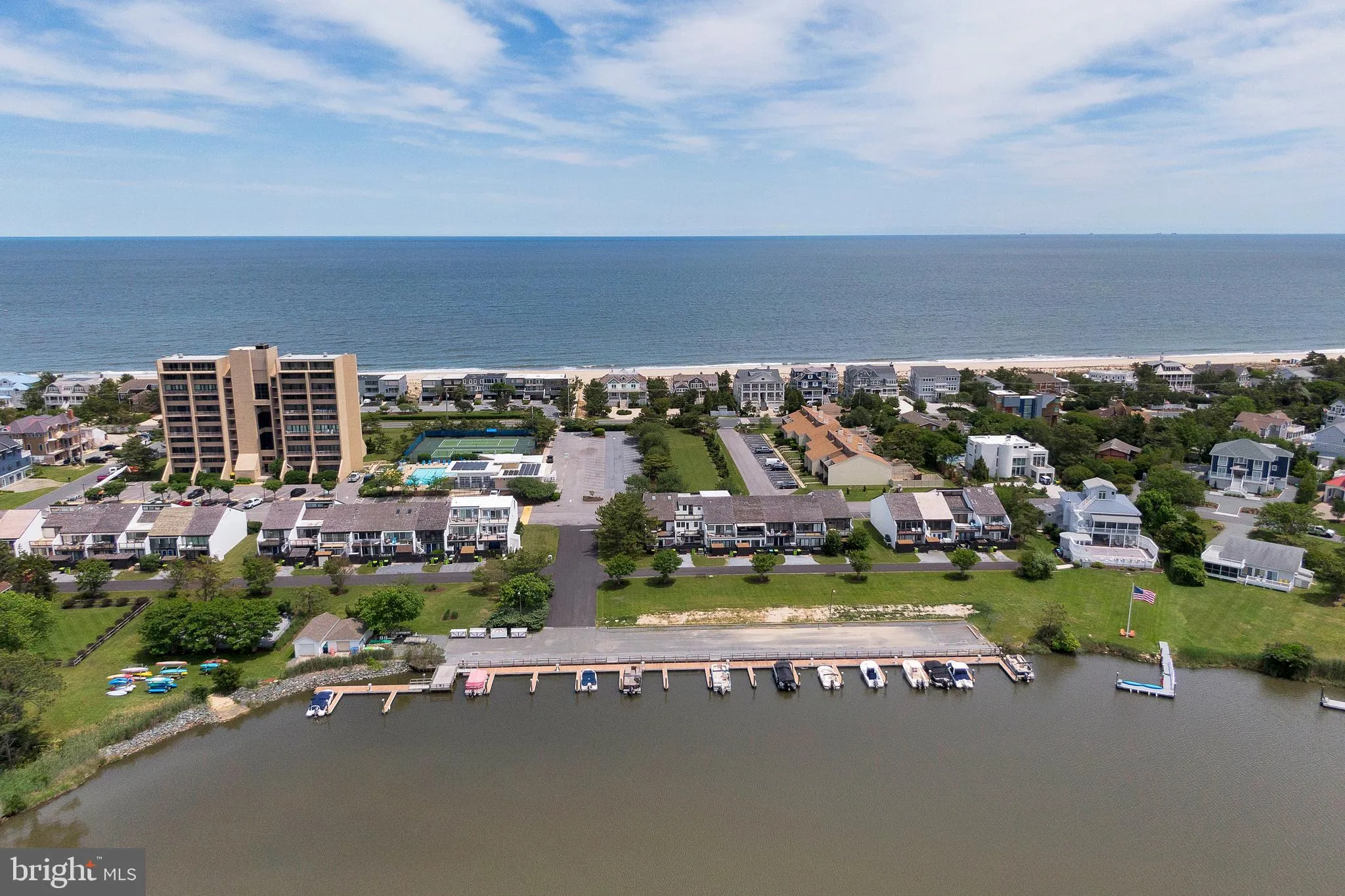 Rehoboth Beach, Delaware 19971, United States, 3 Bedrooms Bedrooms, ,2 BathroomsBathrooms,Residential,Active,136803