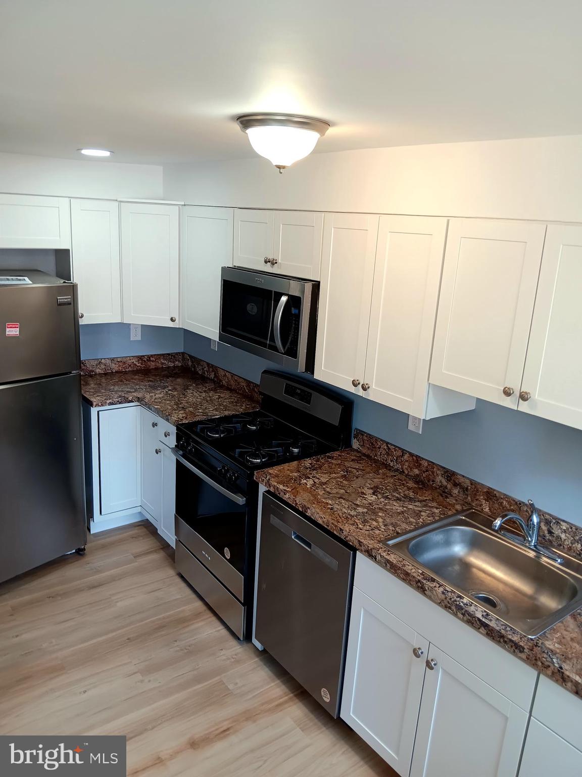 COLLINGDALE - Residential