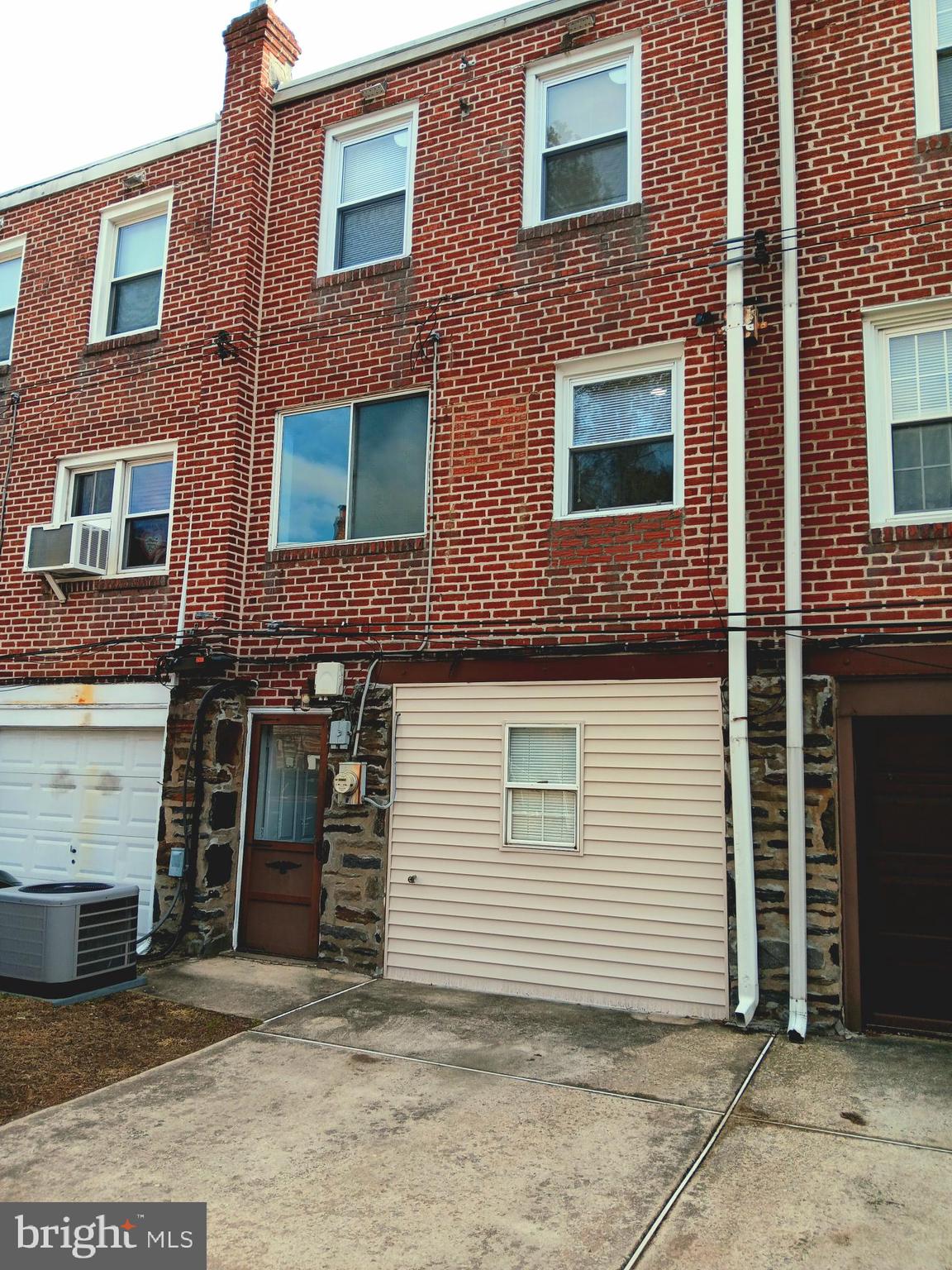 COLLINGDALE - Residential