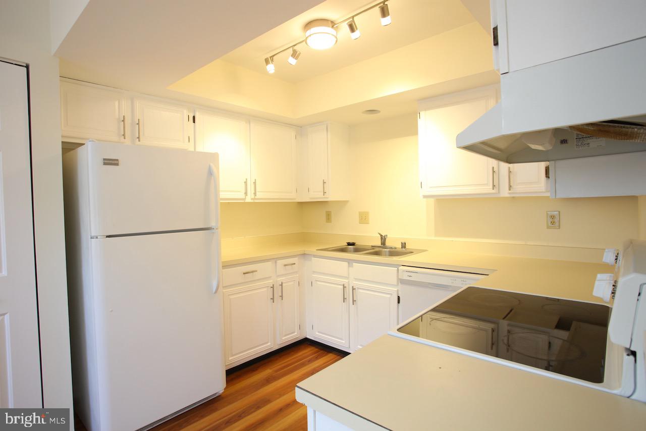 AMBERFIELD - Residential Lease