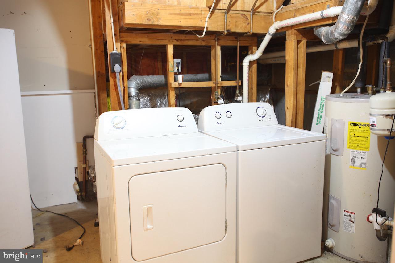 AMBERFIELD - Residential Lease