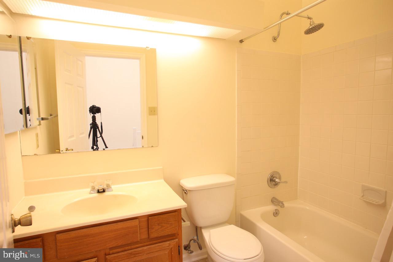 AMBERFIELD - Residential Lease