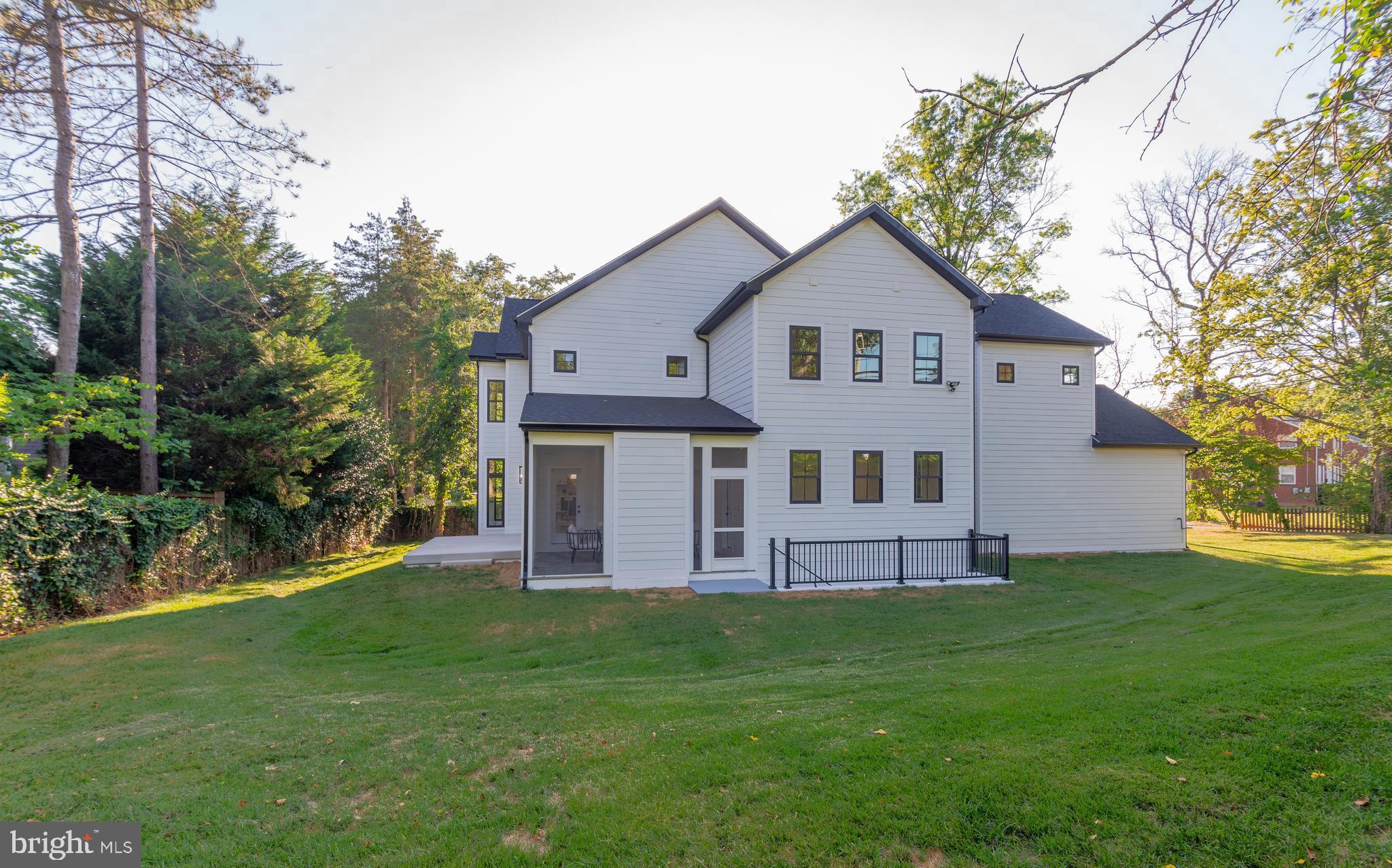 ALTA VISTA - Residential