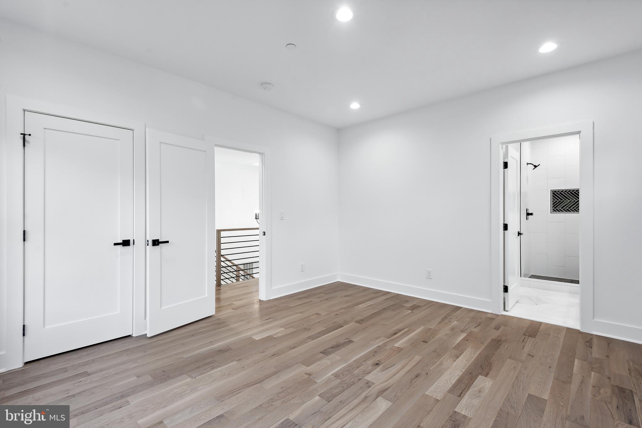 ALTA VISTA - Residential