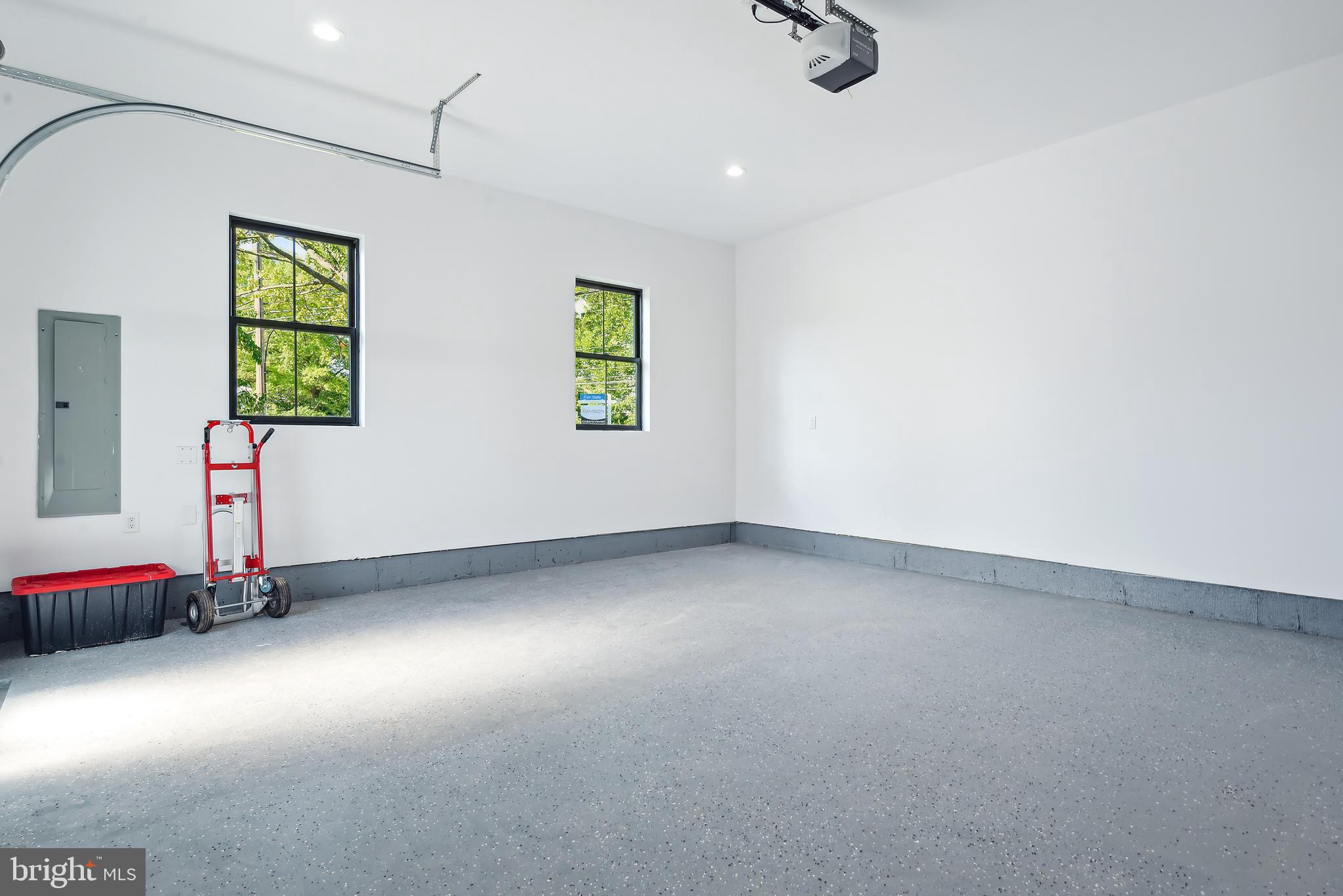 ALTA VISTA - Residential