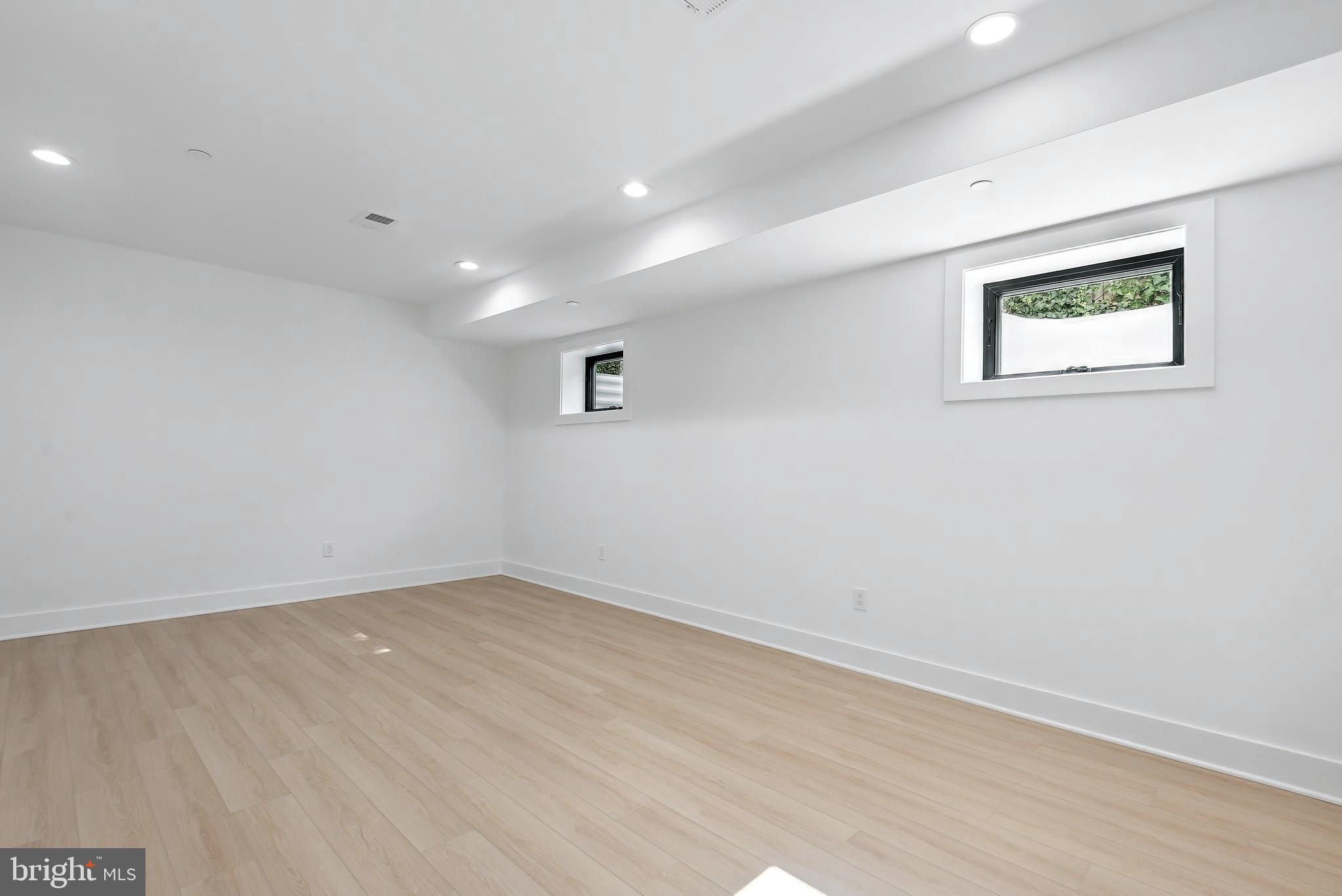 ALTA VISTA - Residential