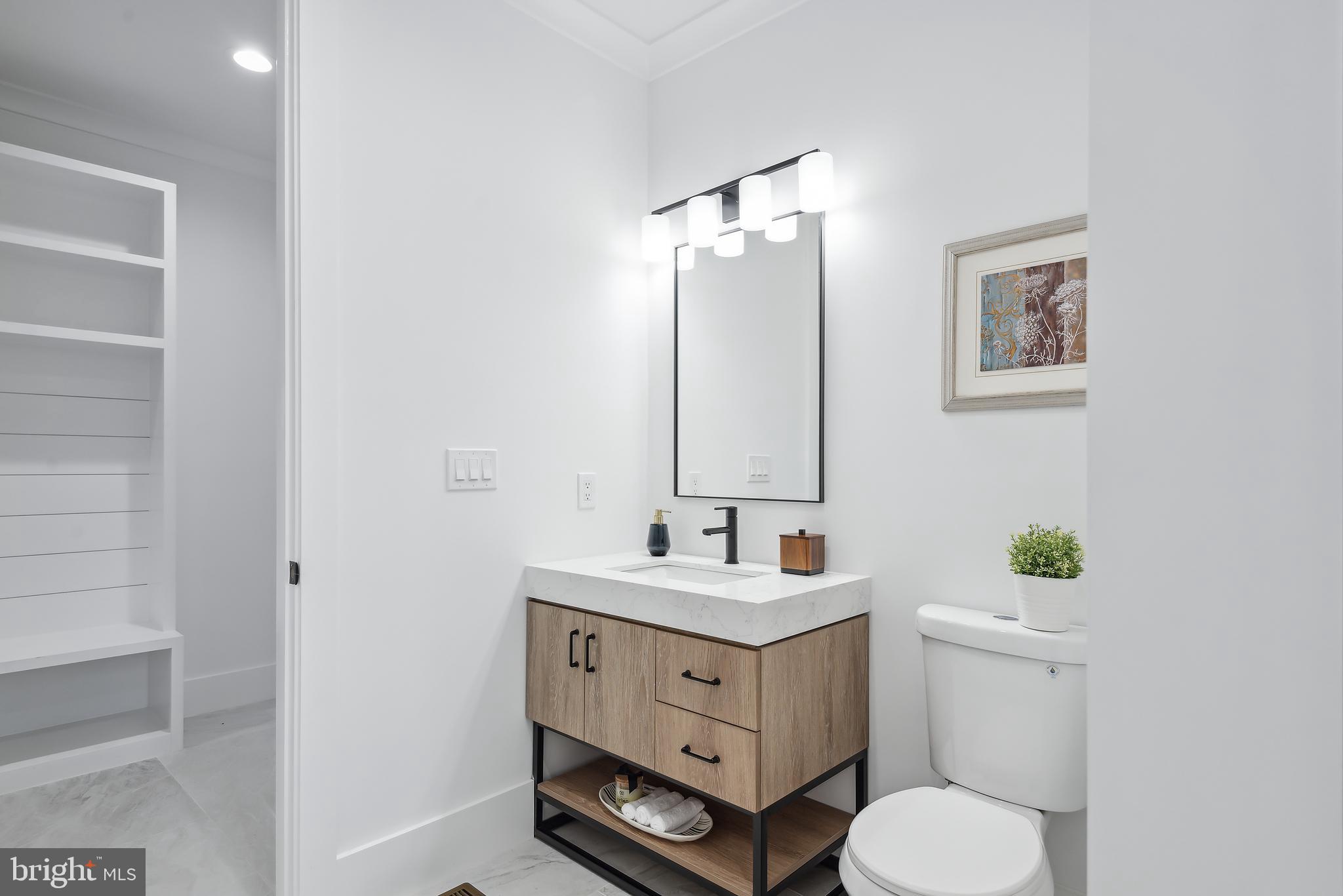 ALTA VISTA - Residential