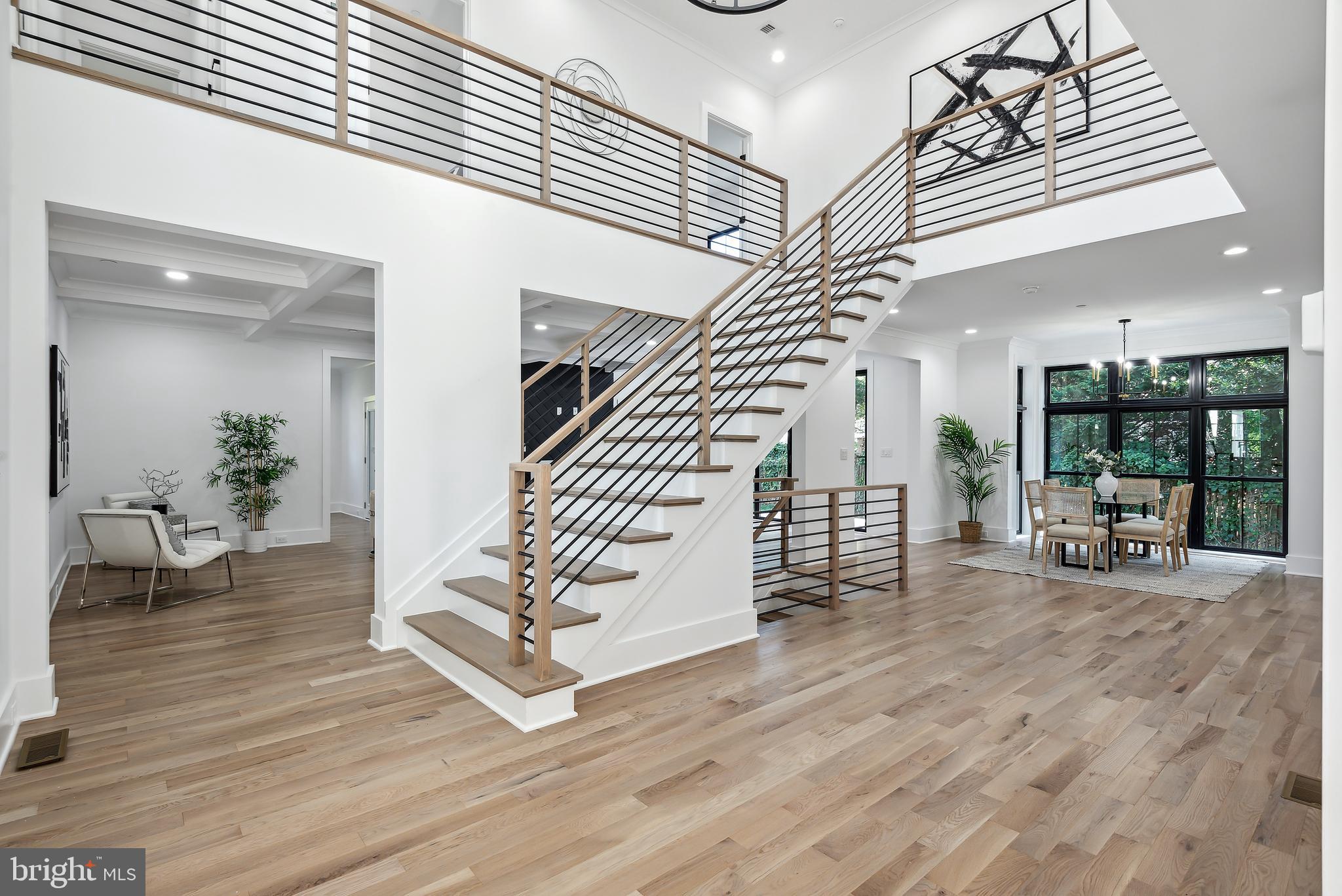 ALTA VISTA - Residential