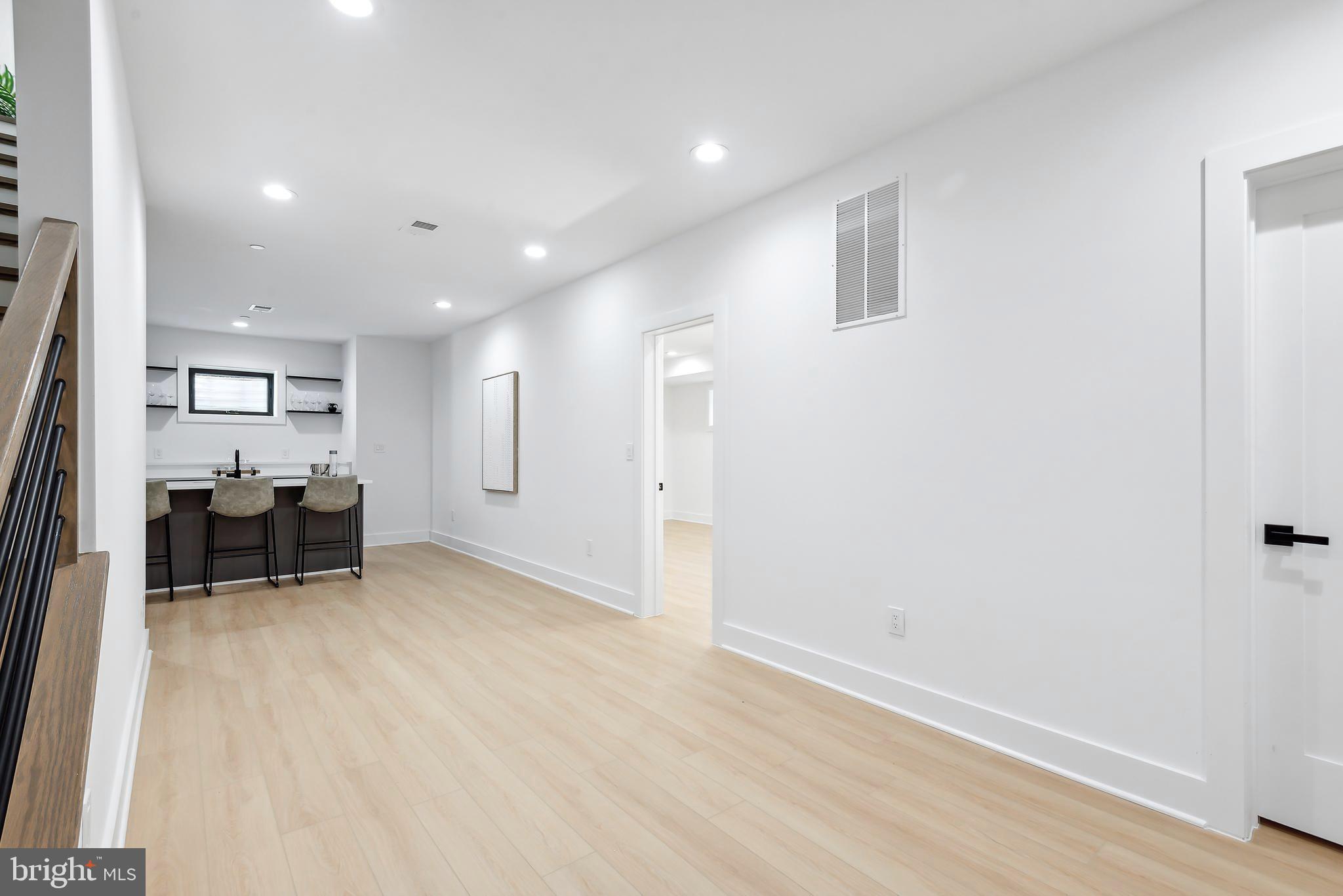 ALTA VISTA - Residential