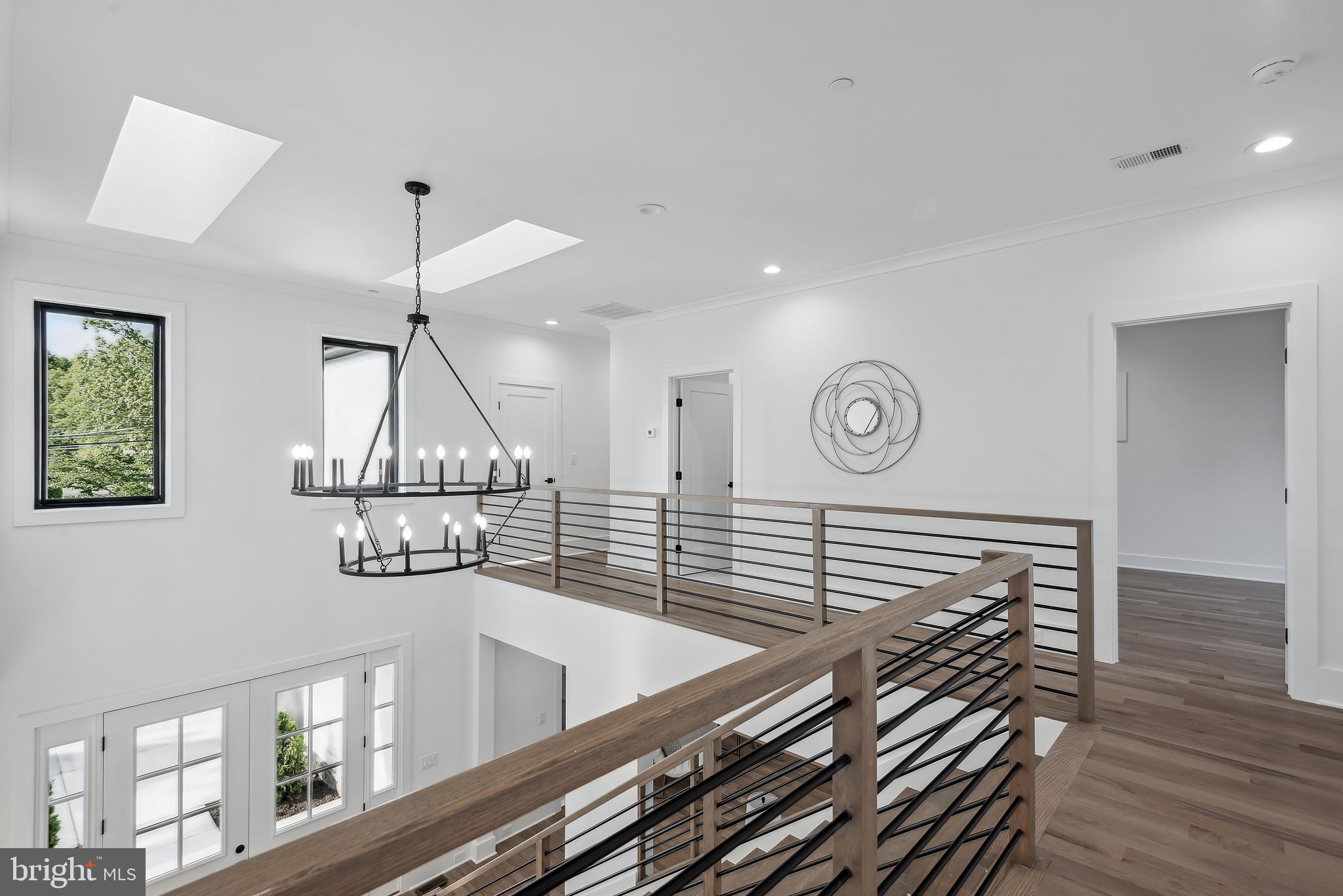 ALTA VISTA - Residential