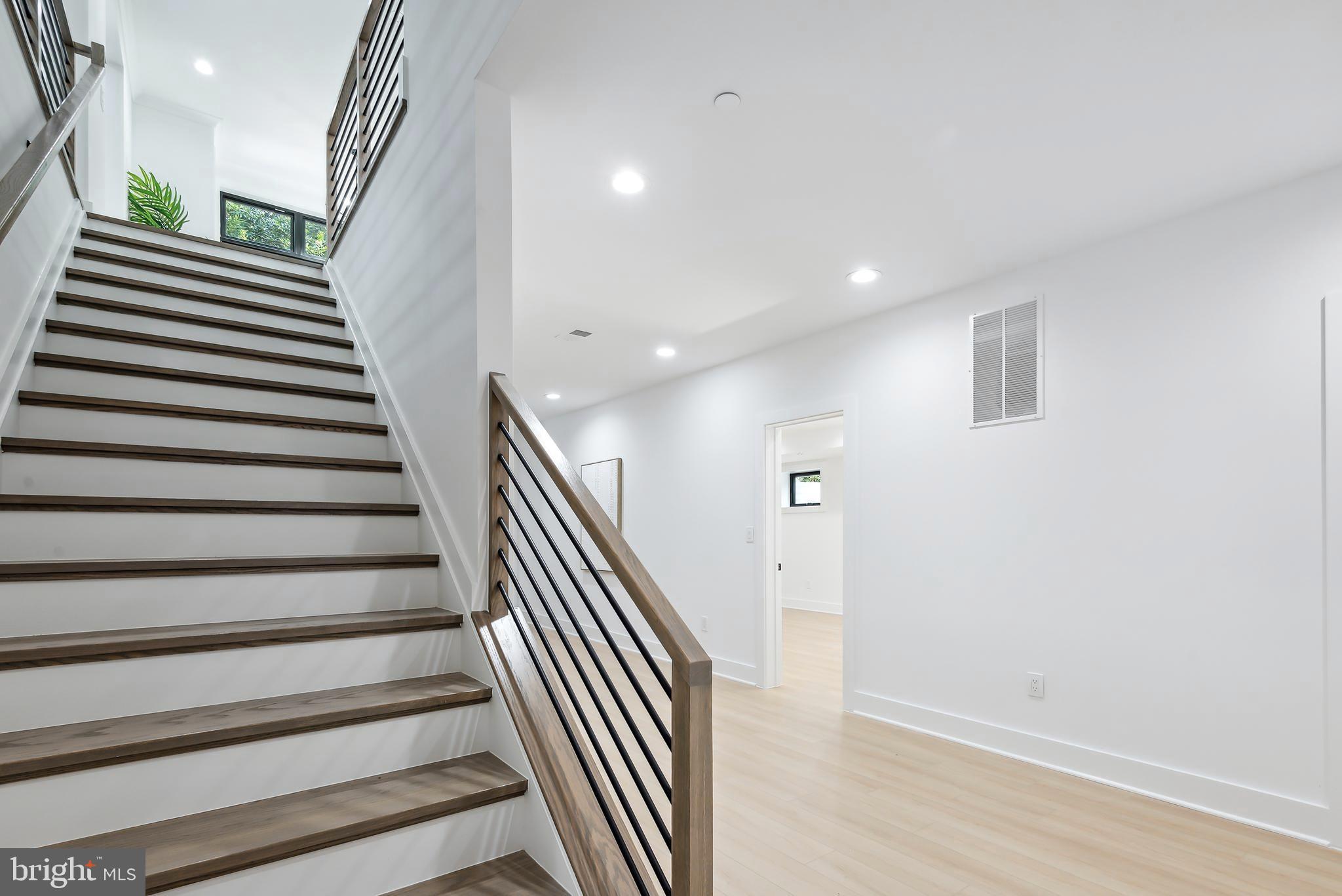 ALTA VISTA - Residential