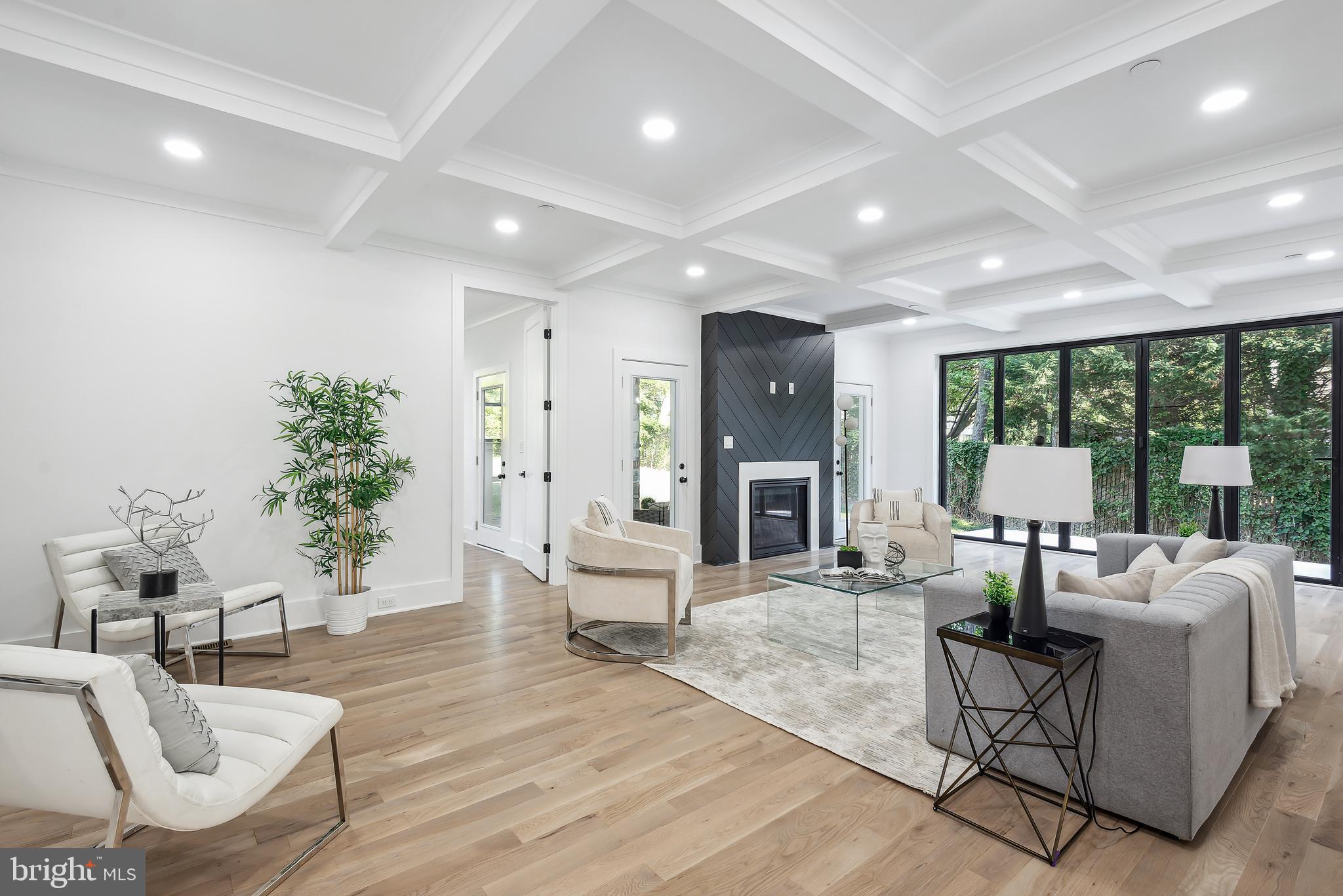 ALTA VISTA - Residential