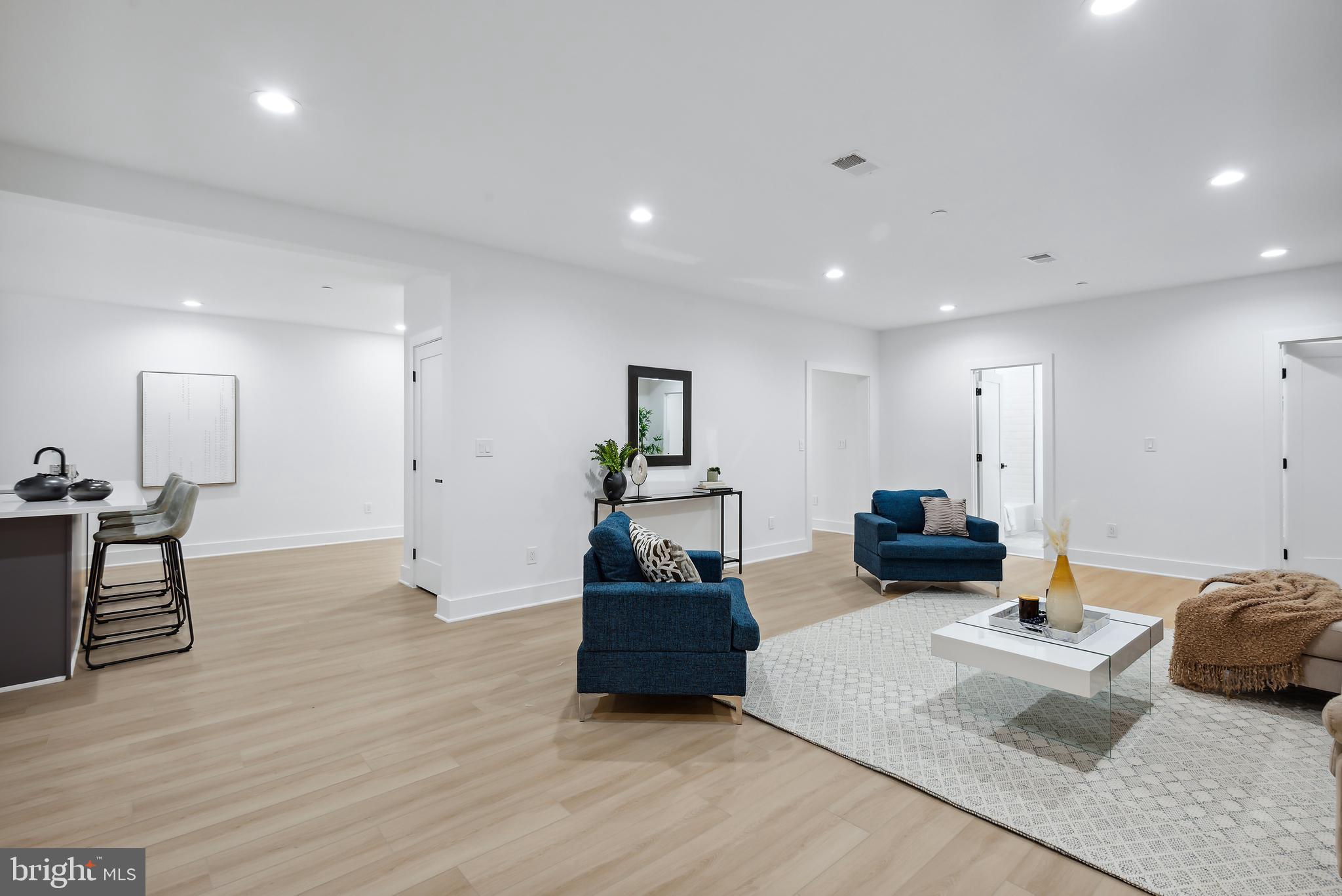 ALTA VISTA - Residential