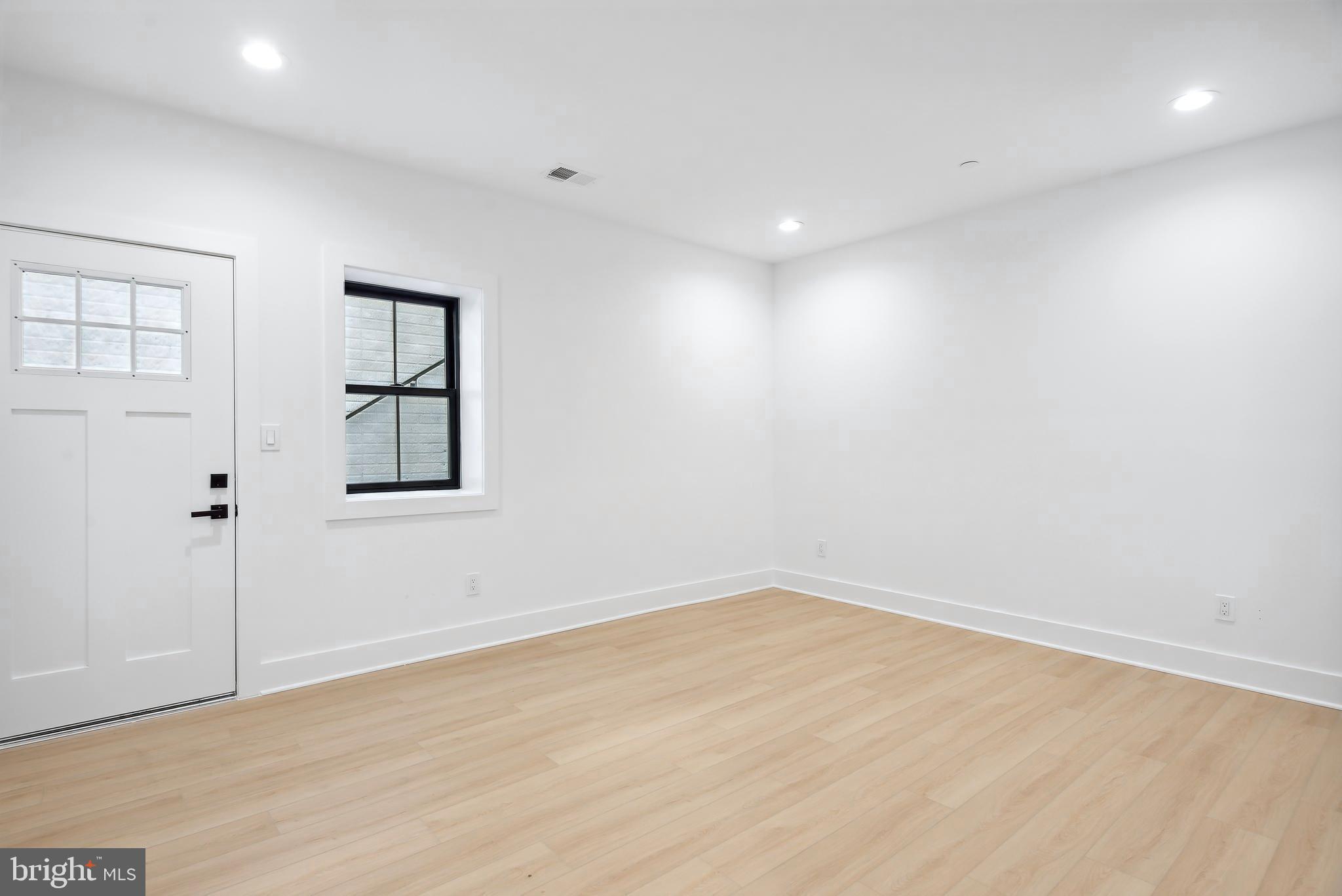 ALTA VISTA - Residential