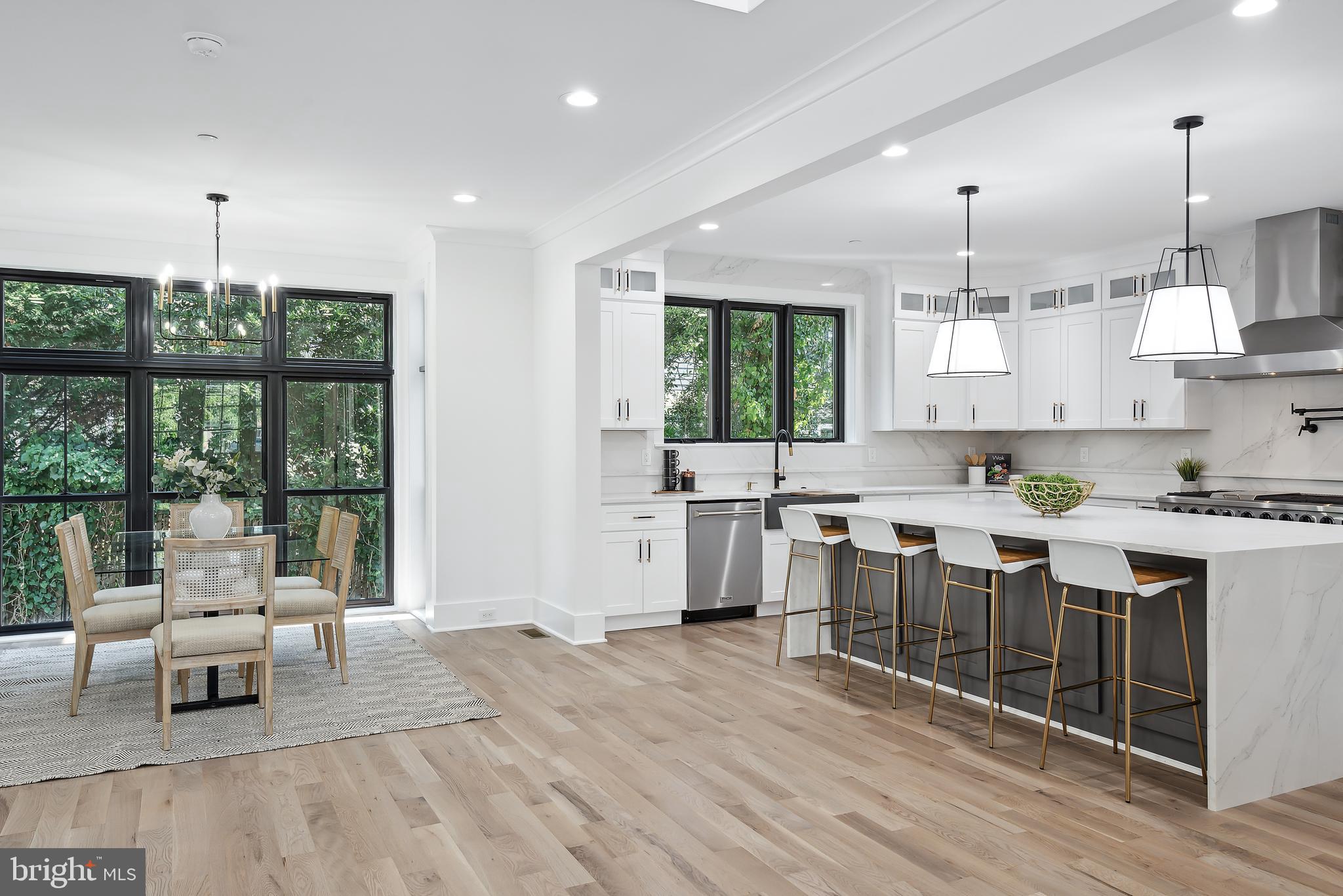 ALTA VISTA - Residential