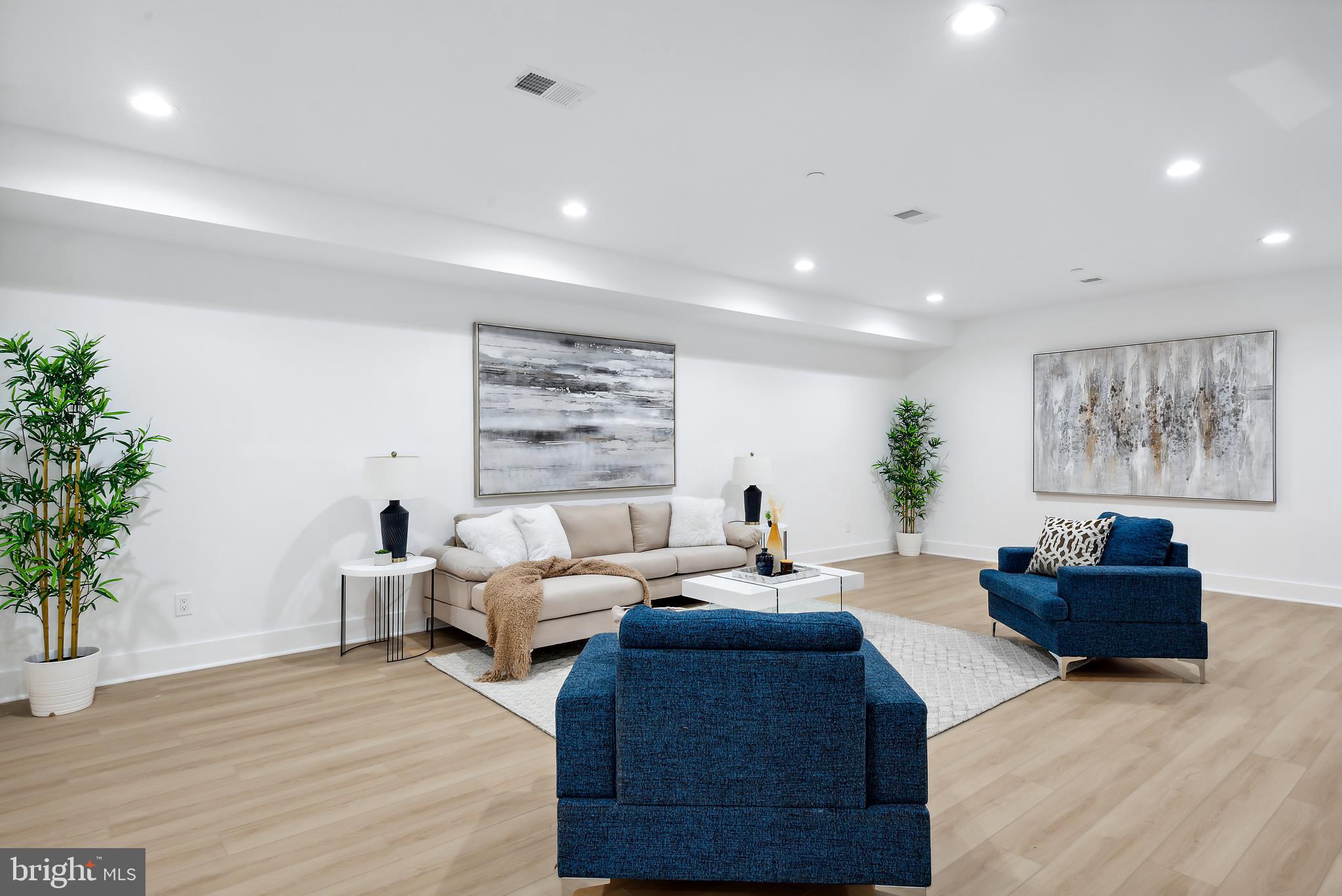 ALTA VISTA - Residential