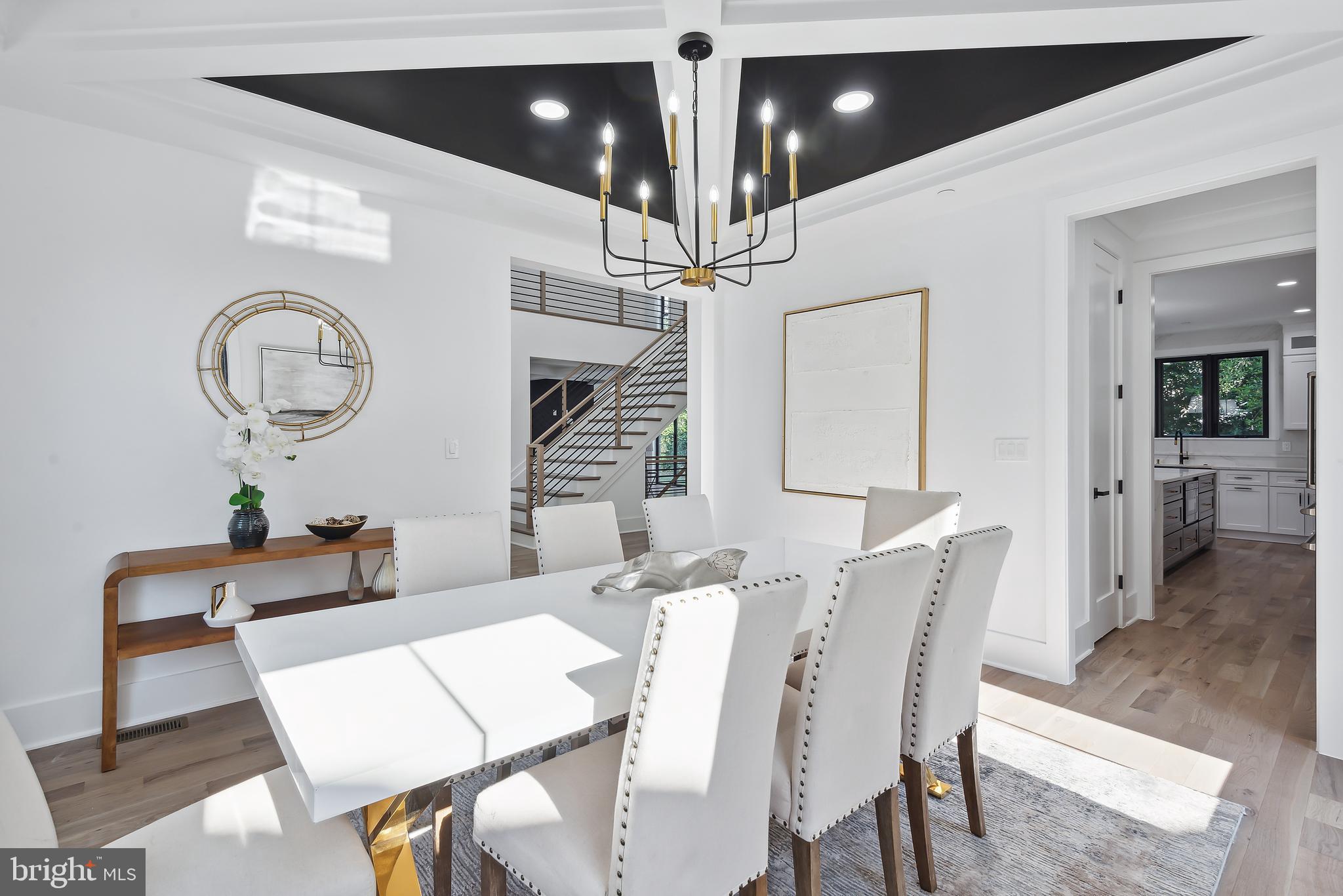 ALTA VISTA - Residential