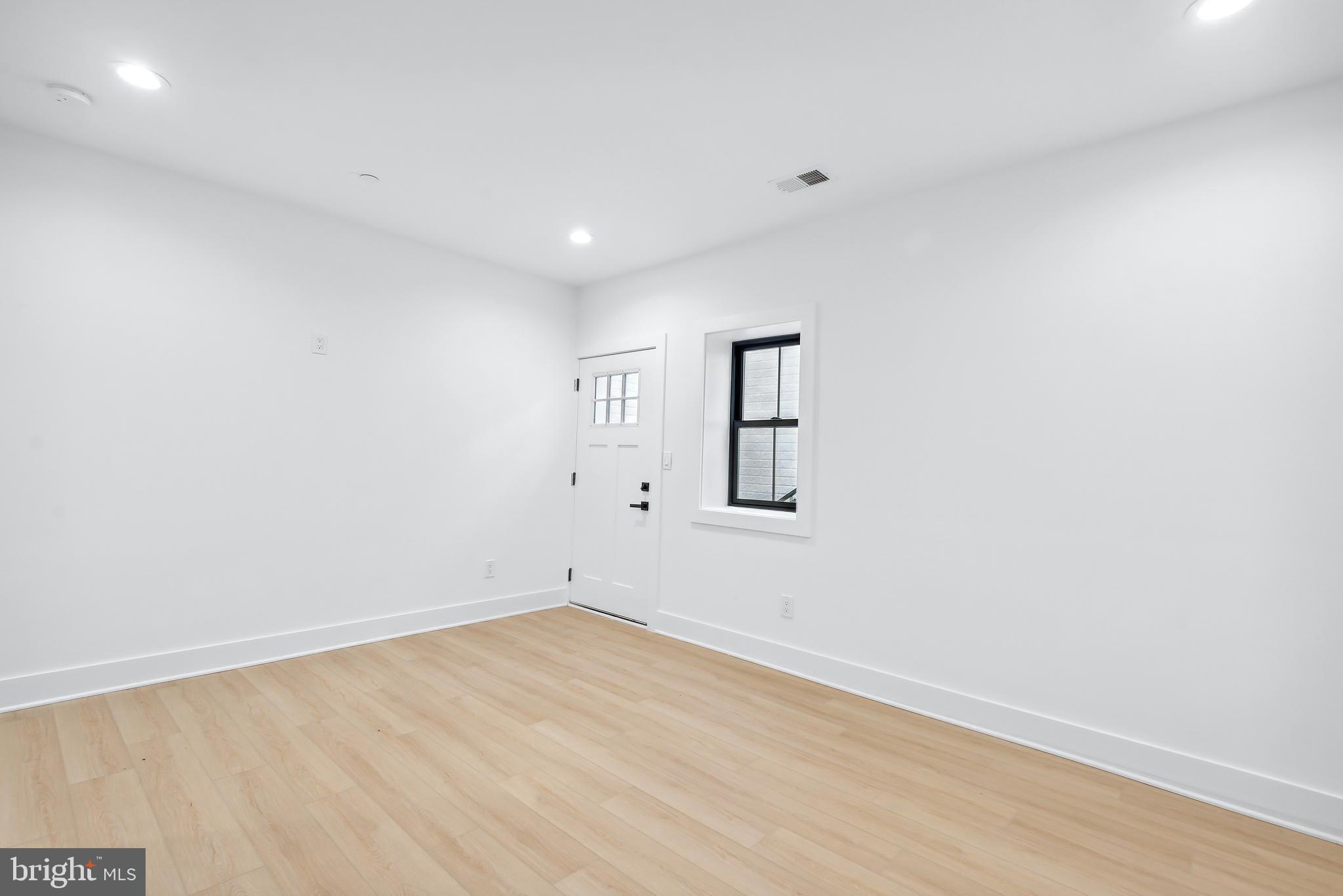 ALTA VISTA - Residential