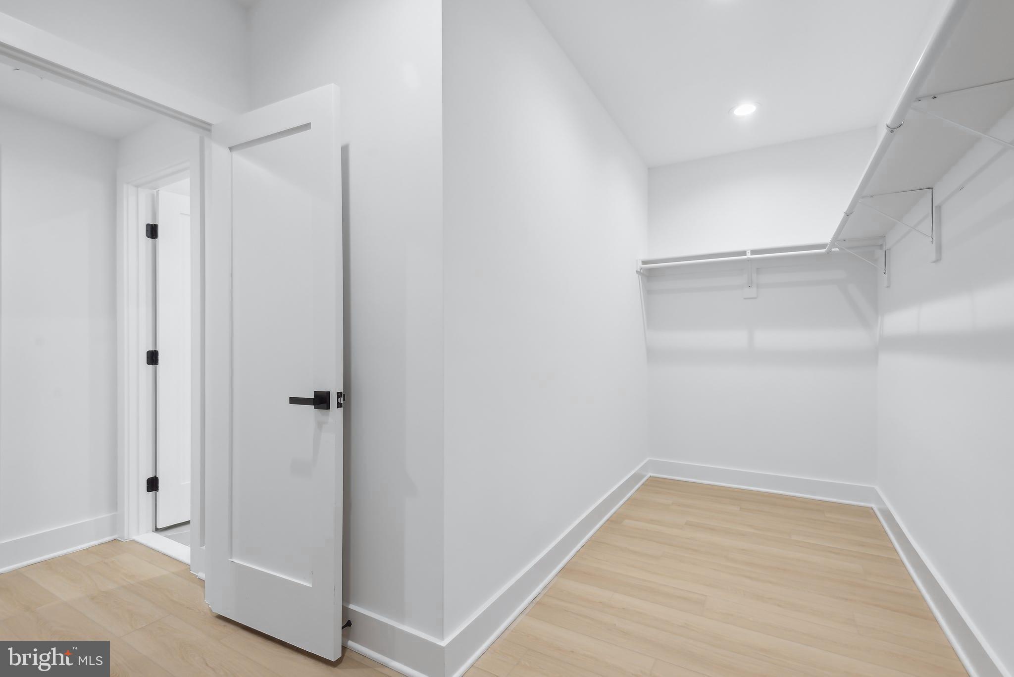 ALTA VISTA - Residential