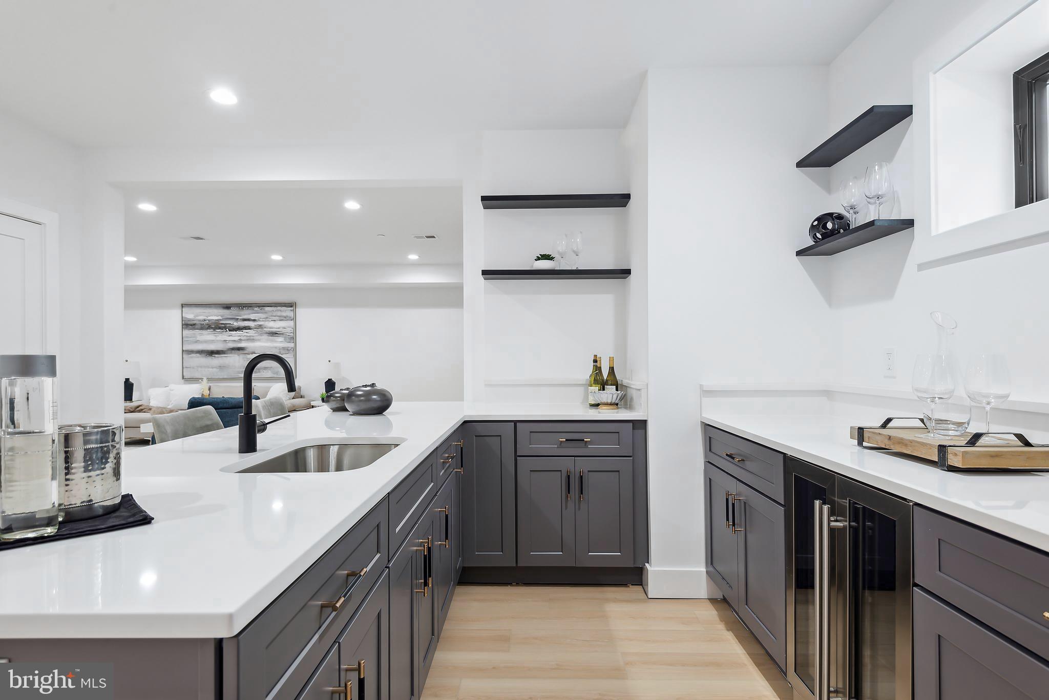 ALTA VISTA - Residential