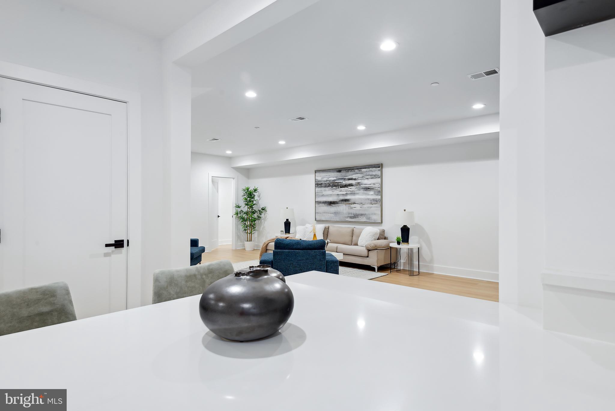 ALTA VISTA - Residential