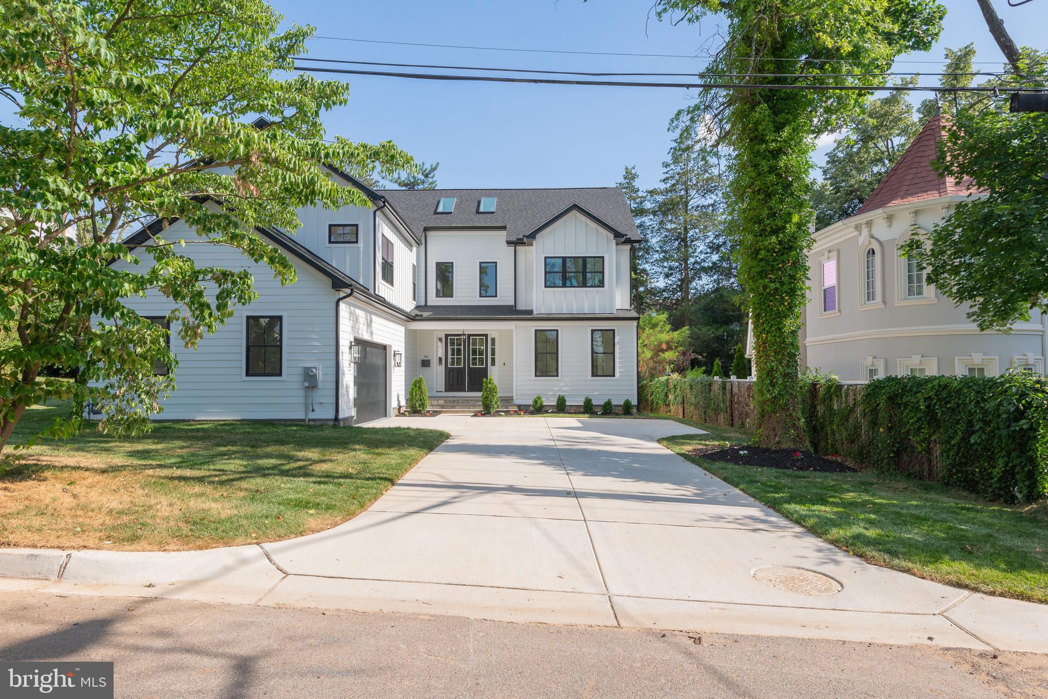 ALTA VISTA - Residential