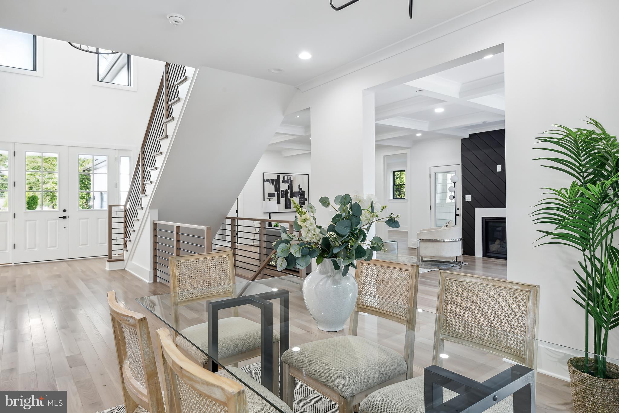 ALTA VISTA - Residential