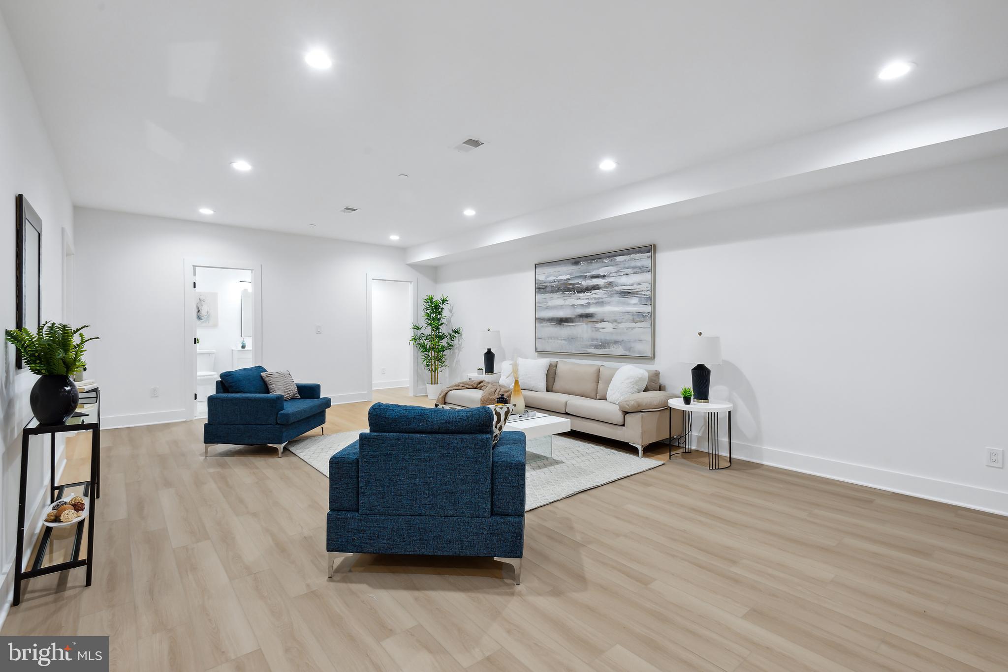 ALTA VISTA - Residential