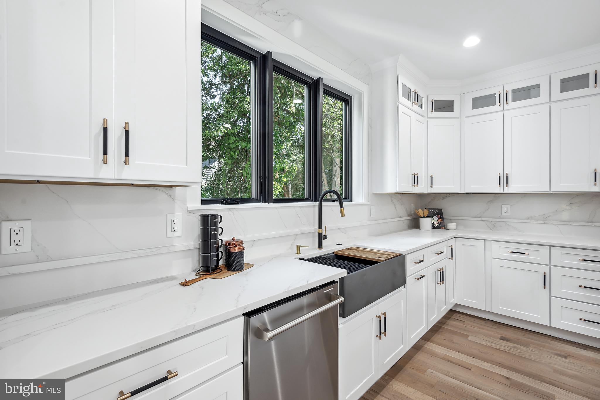 ALTA VISTA - Residential