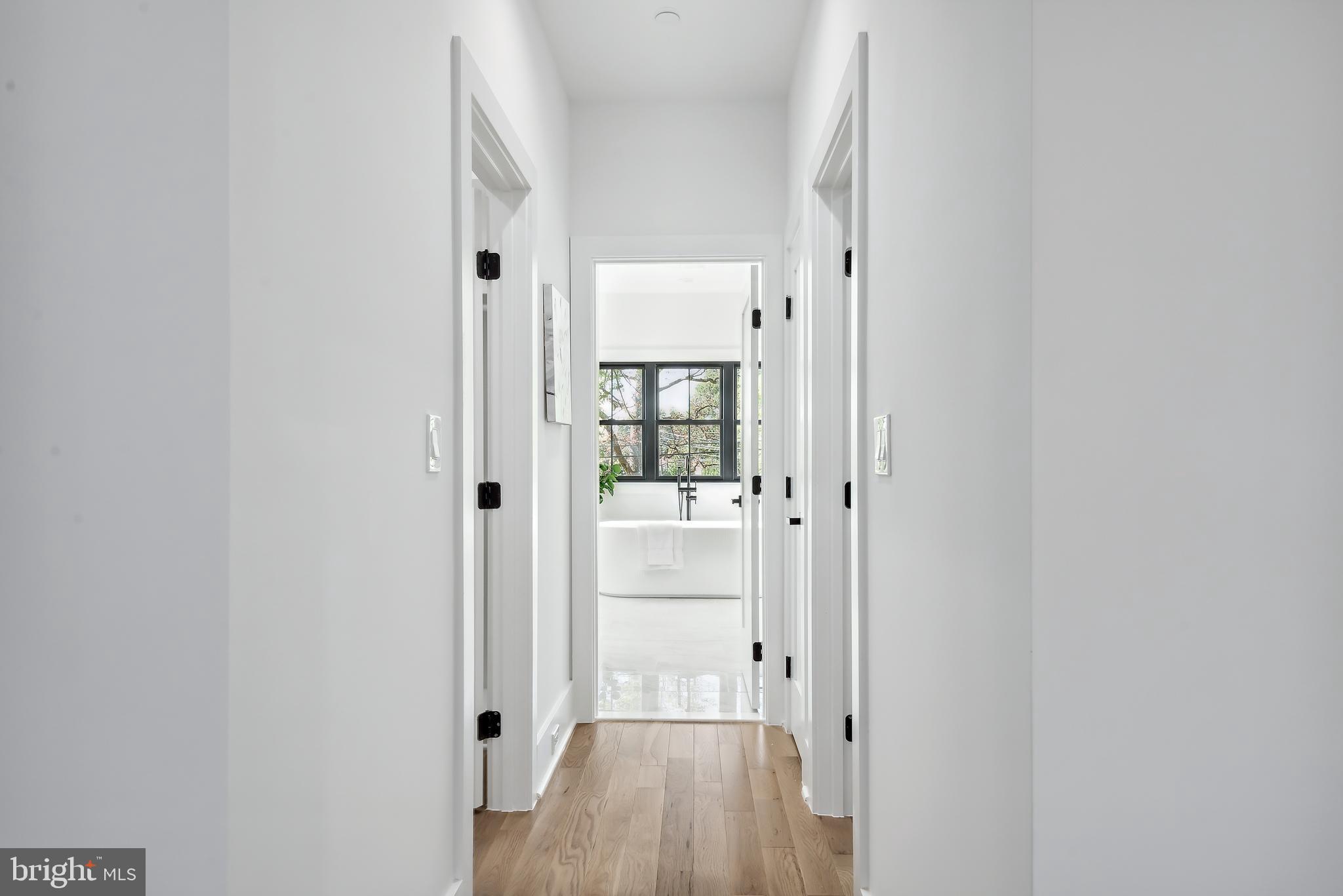 ALTA VISTA - Residential