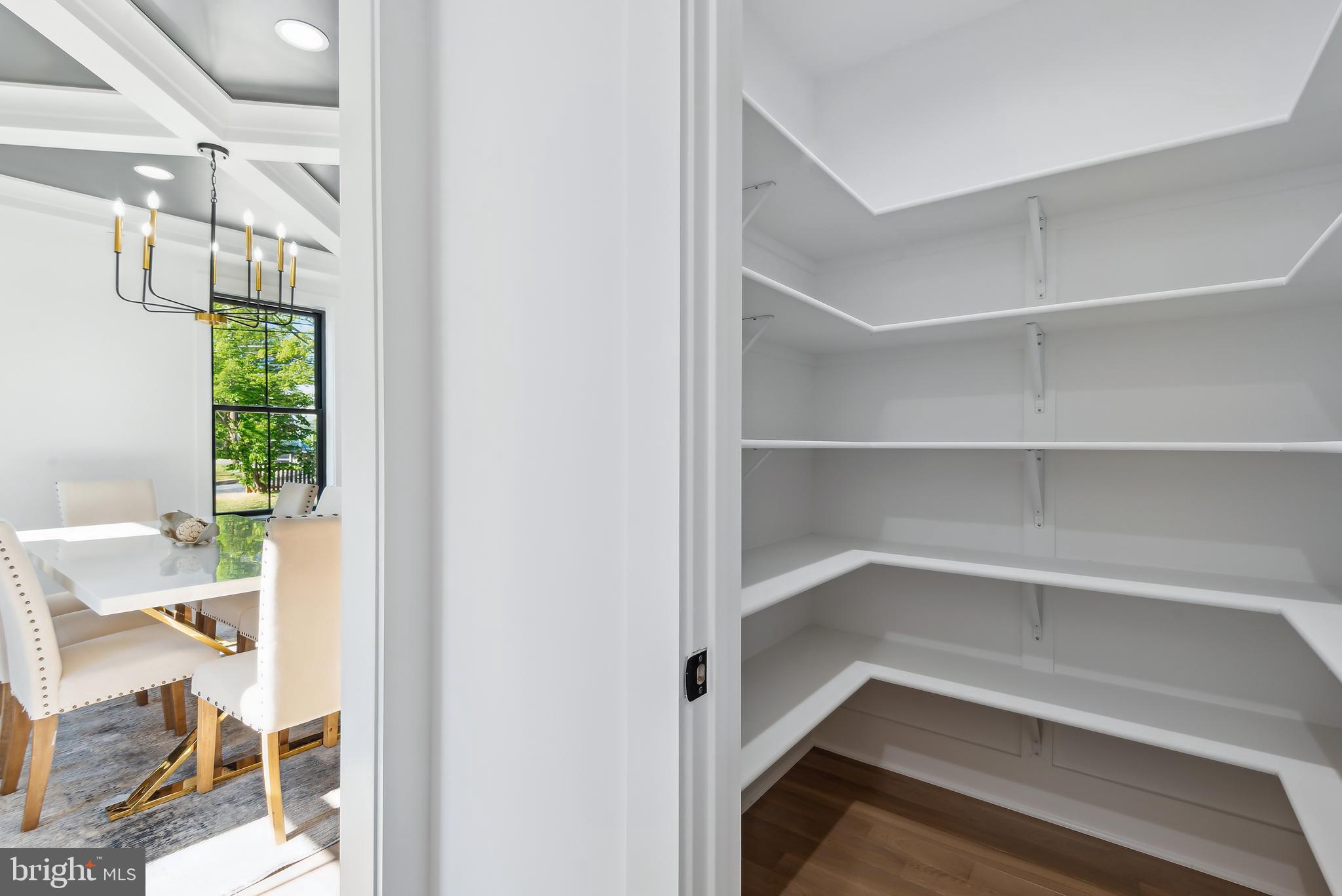 ALTA VISTA - Residential