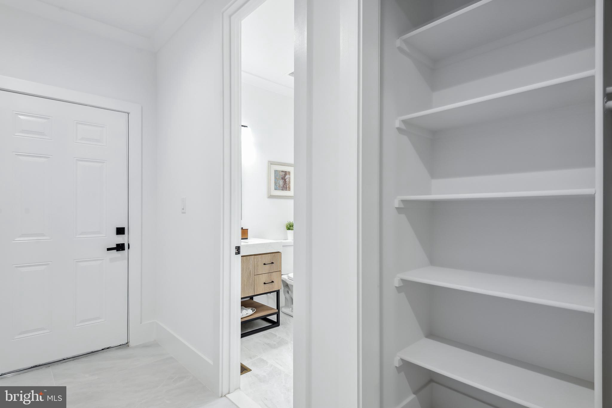 ALTA VISTA - Residential