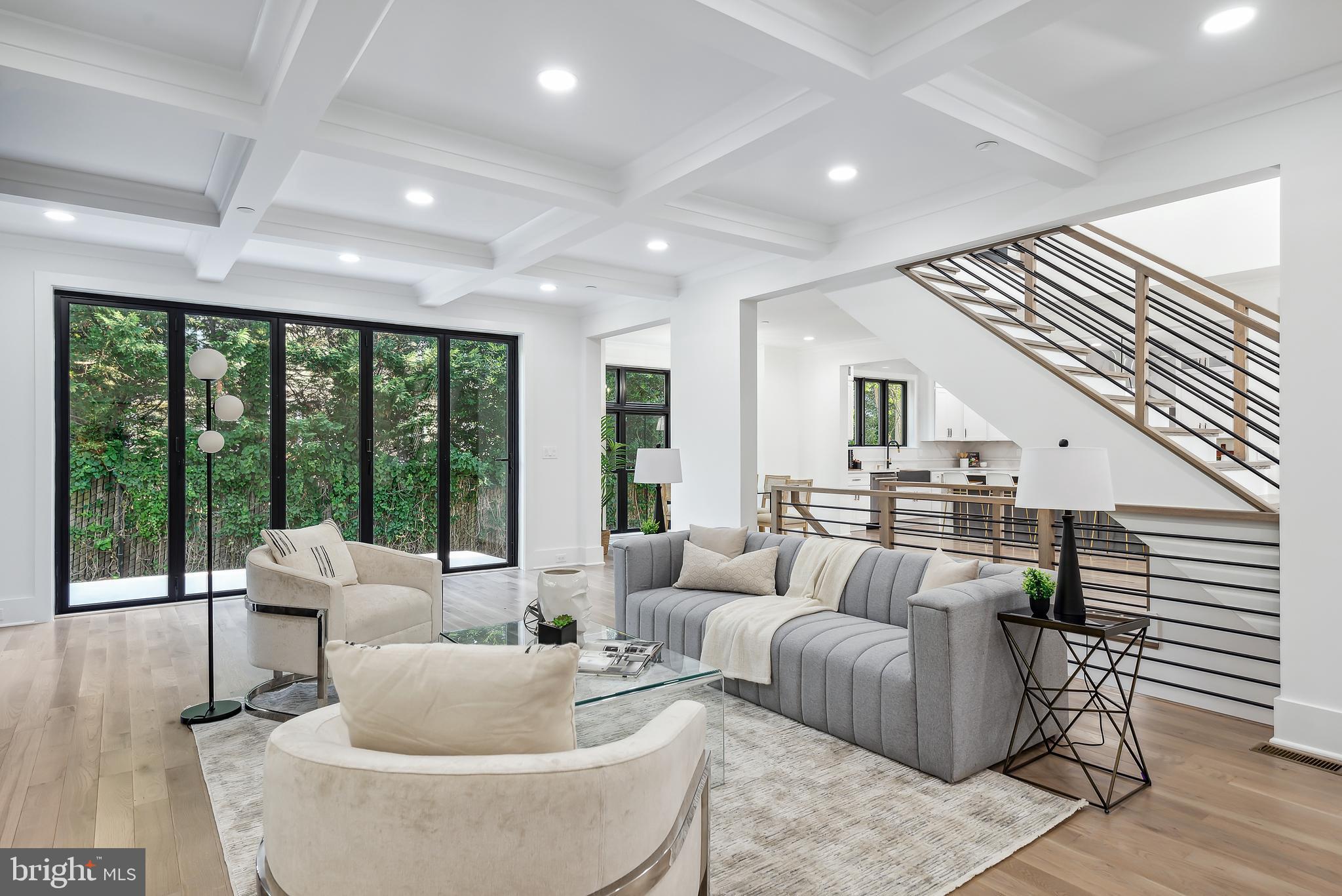 ALTA VISTA - Residential